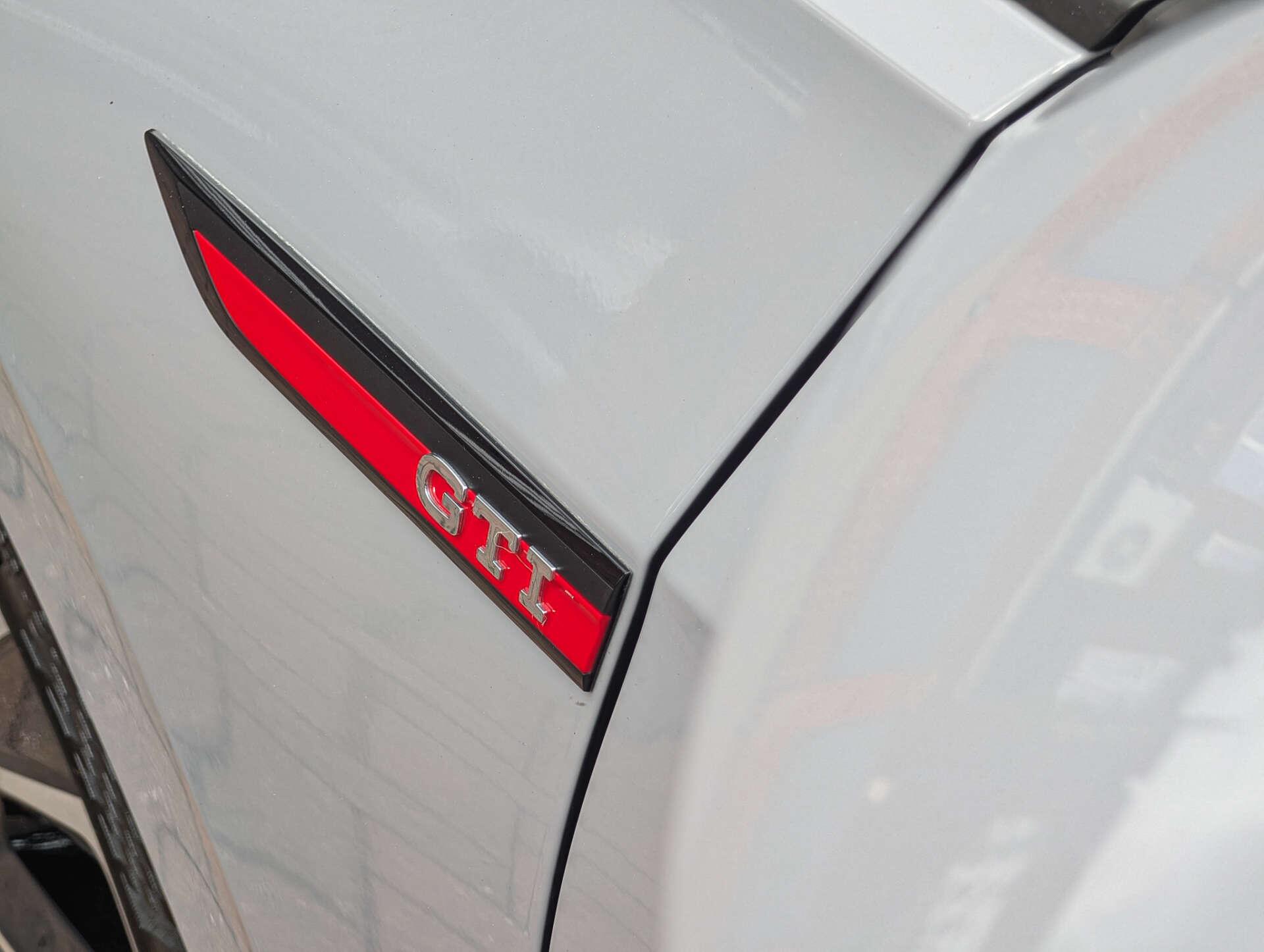 Volkswagen Golf view 13