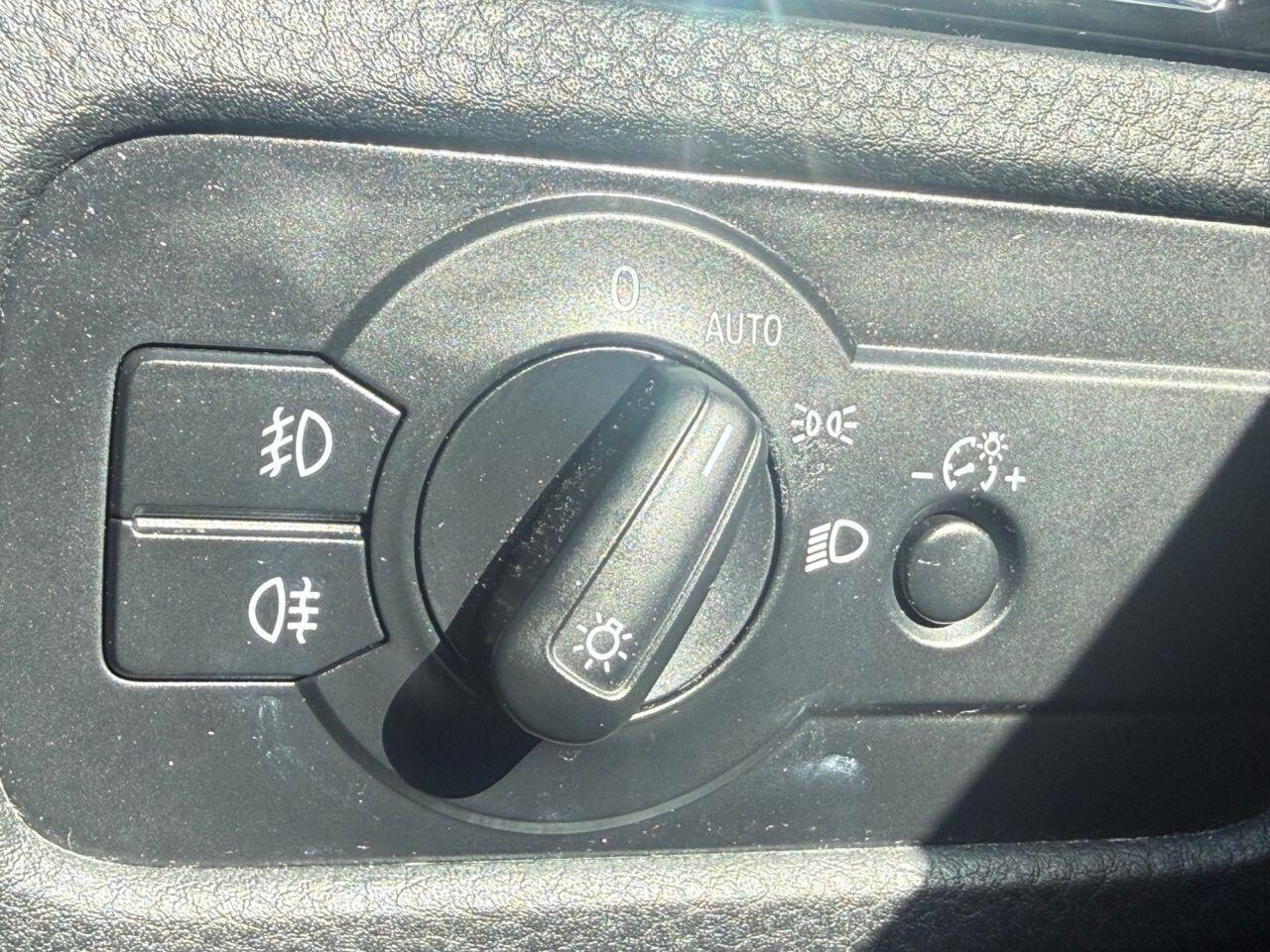 Volkswagen Touareg view 59