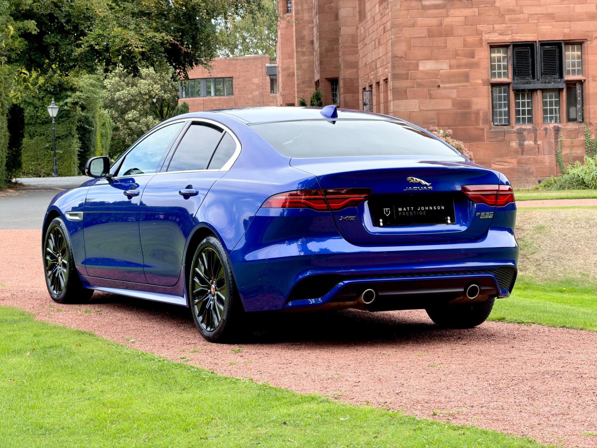 Jaguar Xe view 27