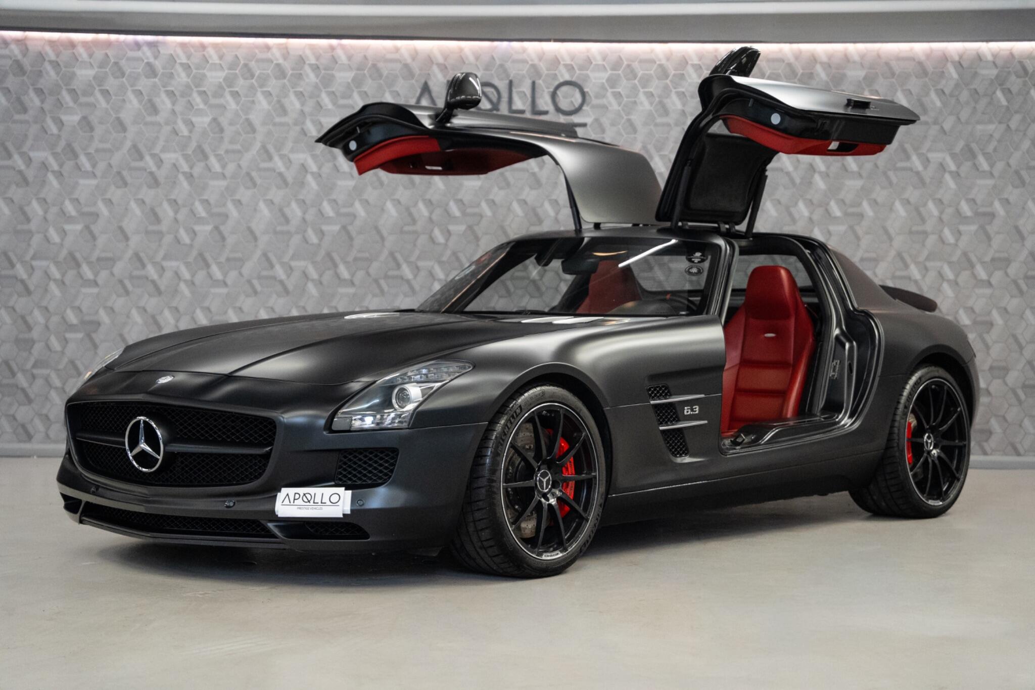Mercedes-Benz SLS 2022 6.2 63...