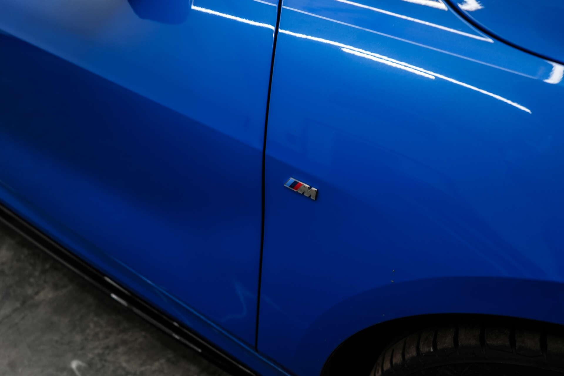 BMW 1 Series view 8