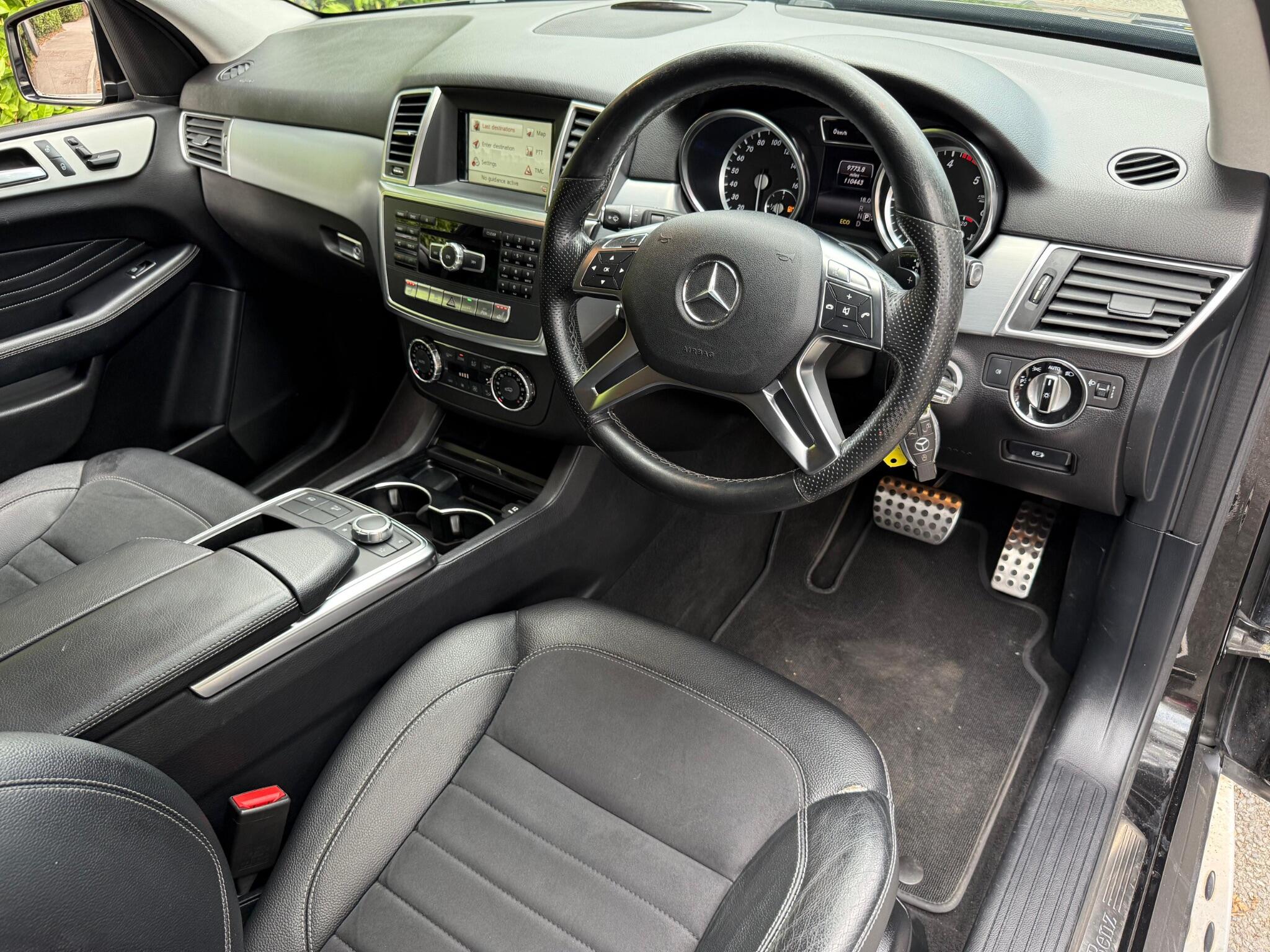Mercedes-Benz M Class view 4