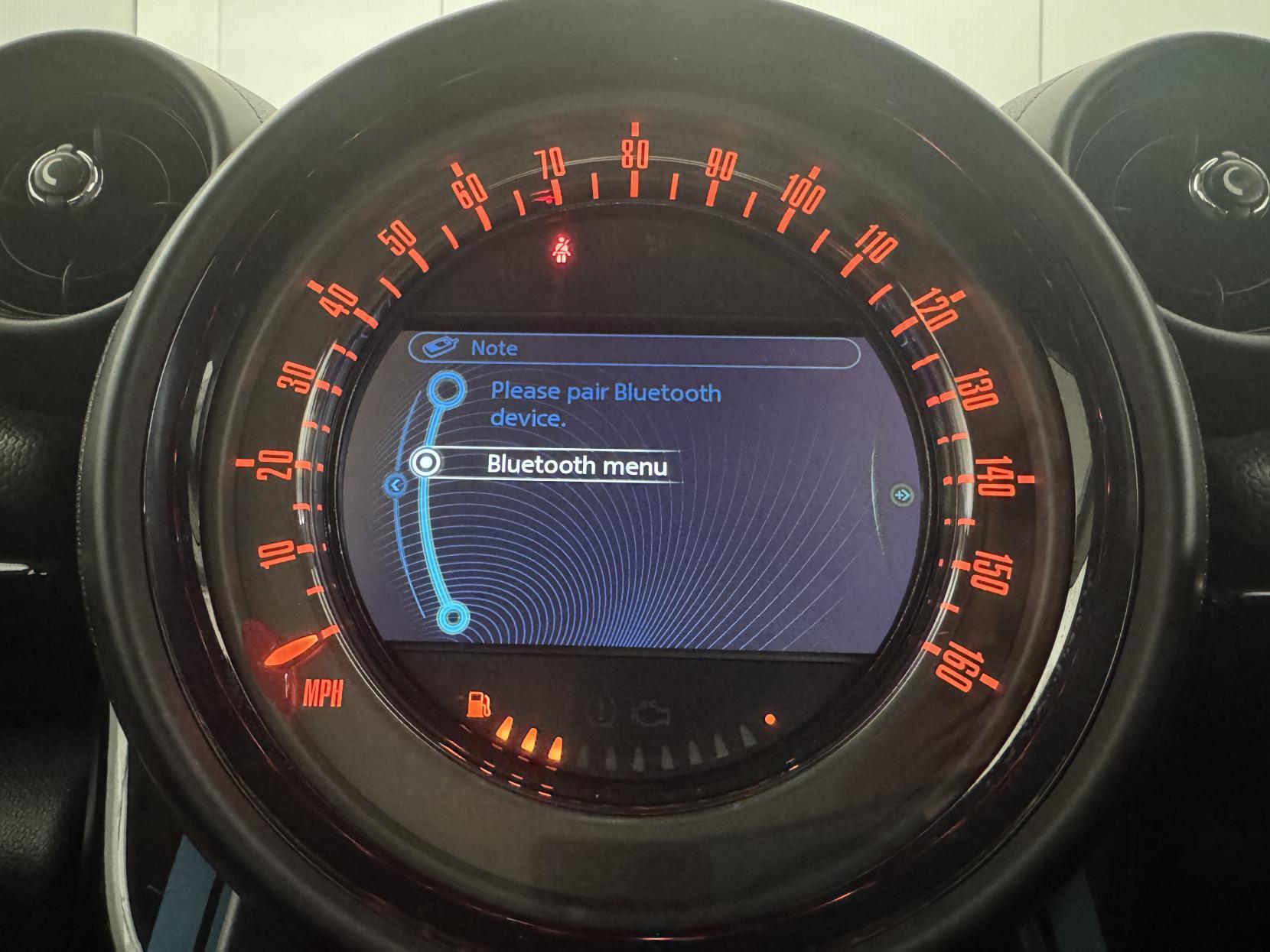 Mini Countryman view 69