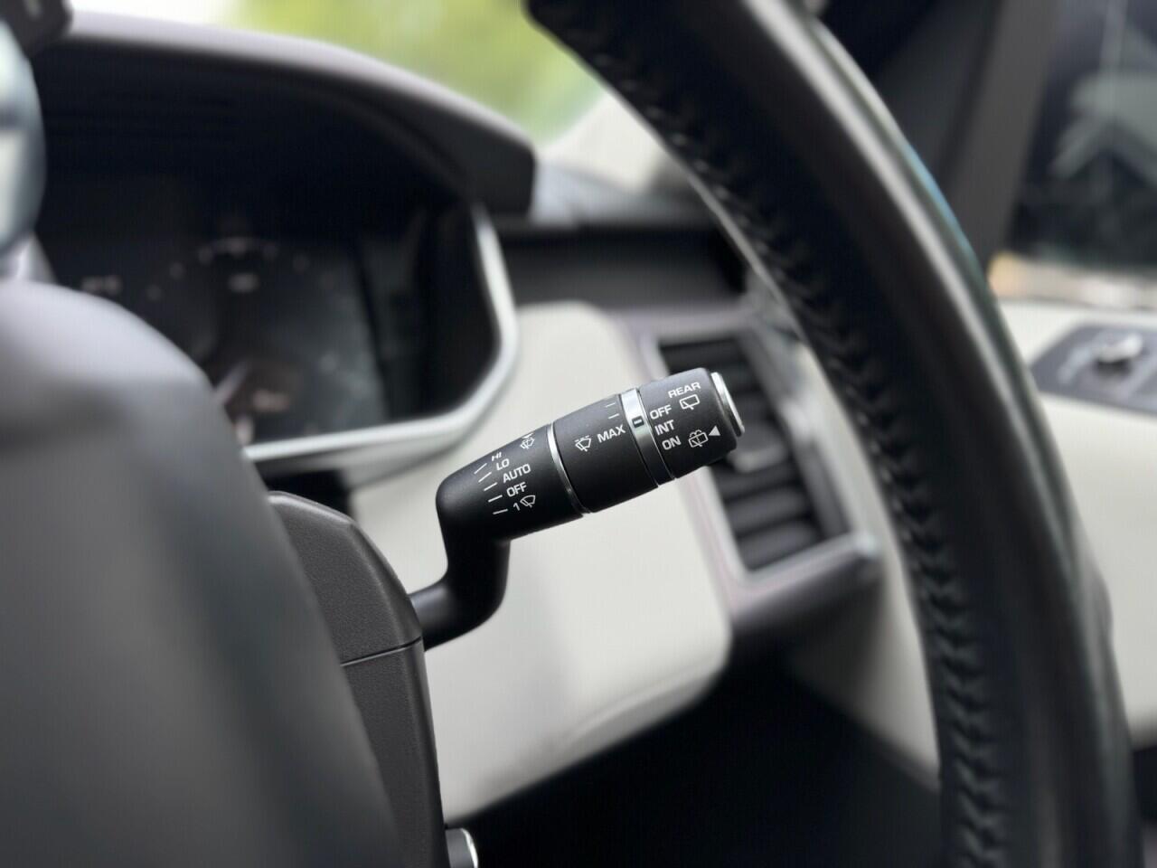 Land Rover Range Rover Sport view 18