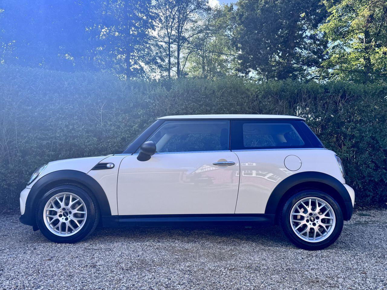 MINI Hatch view 13