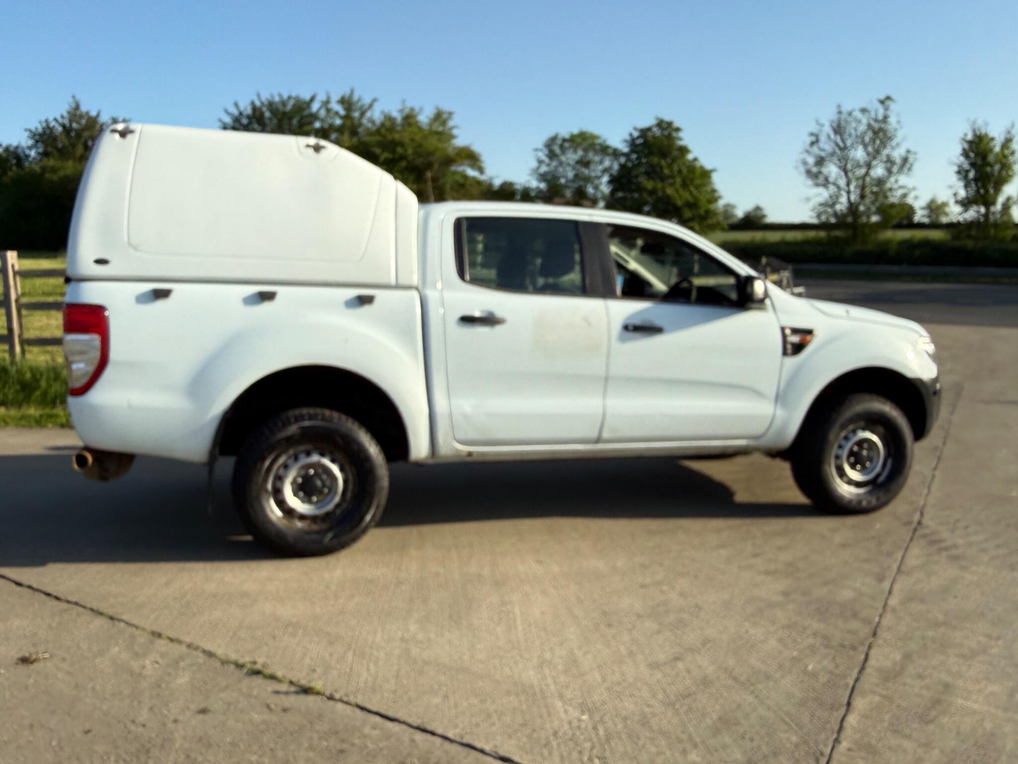 Ford Ranger 2.2 TDCi XL Super Cab Pickup 4WD Euro 5 4dr — photo 16 of 98