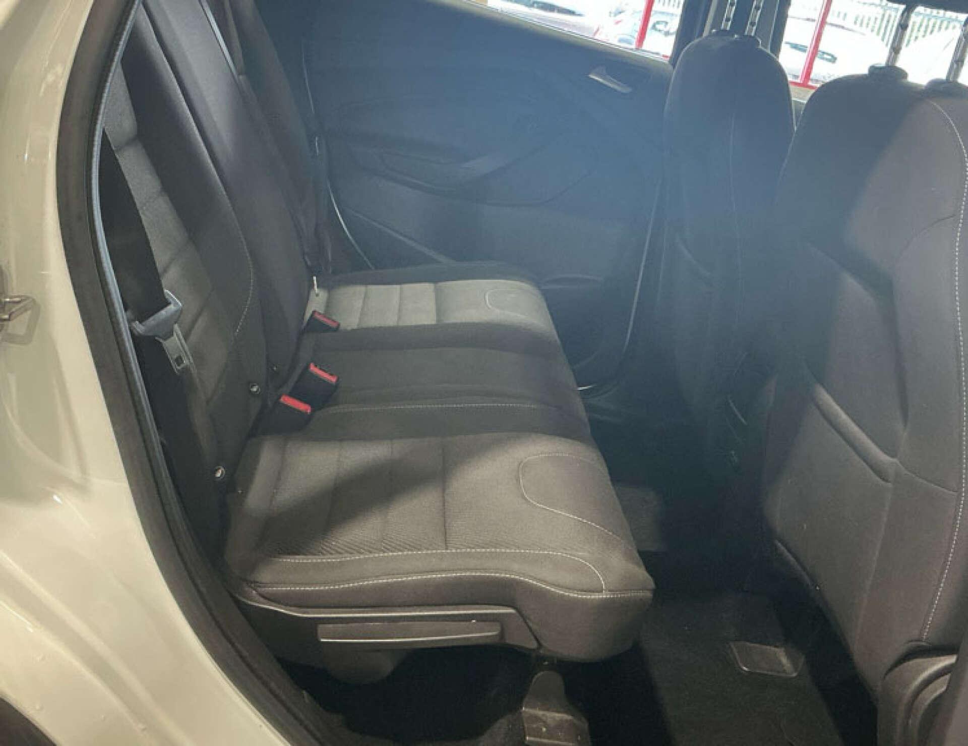 Ford Kuga view 5