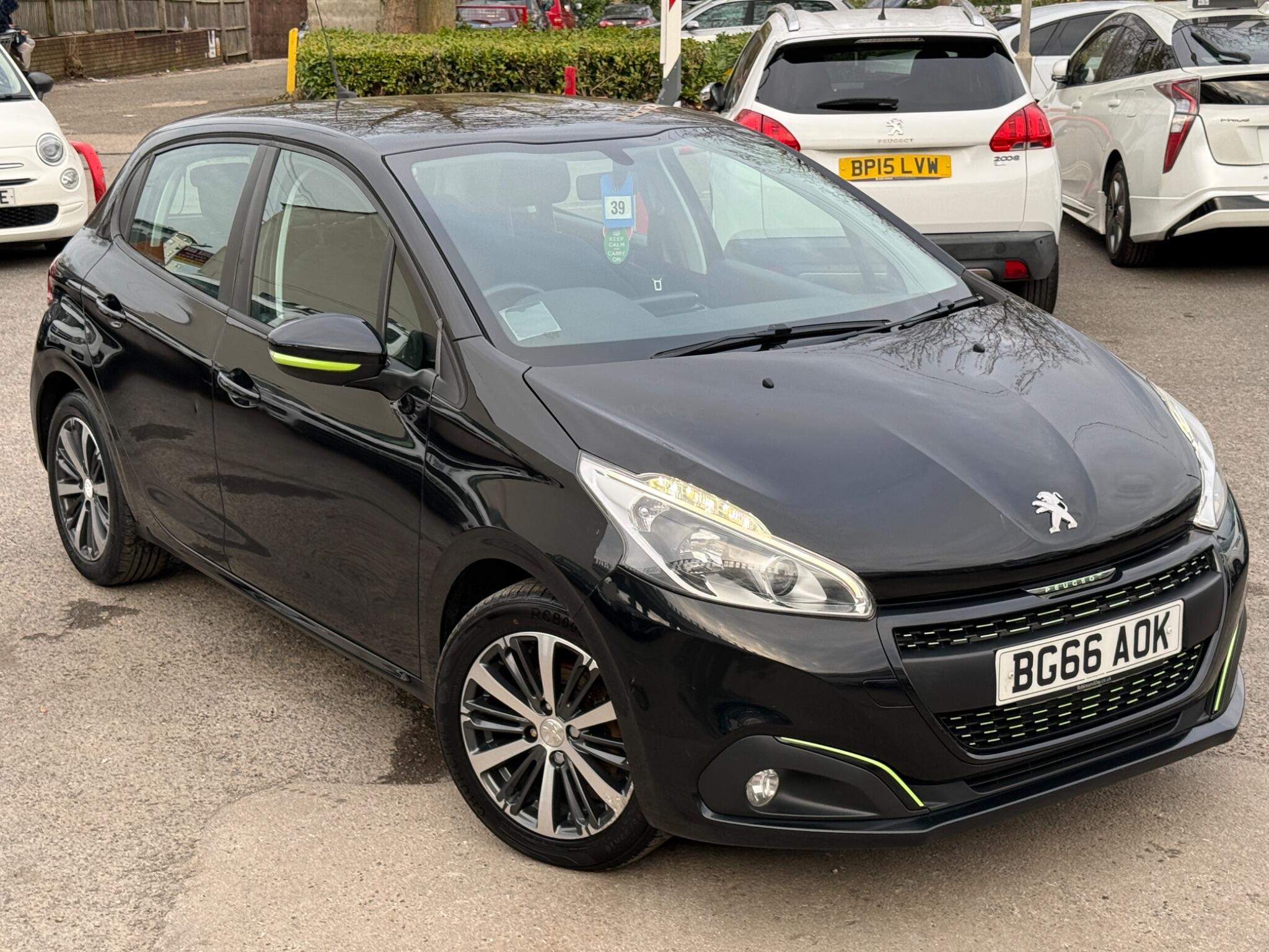 Peugeot 208 - Image 6