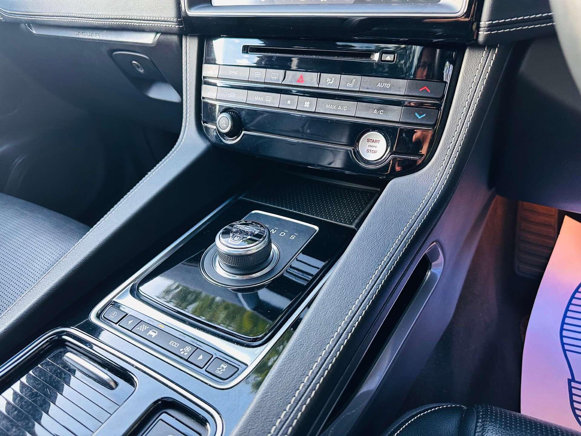 Jaguar F-Pace view 17