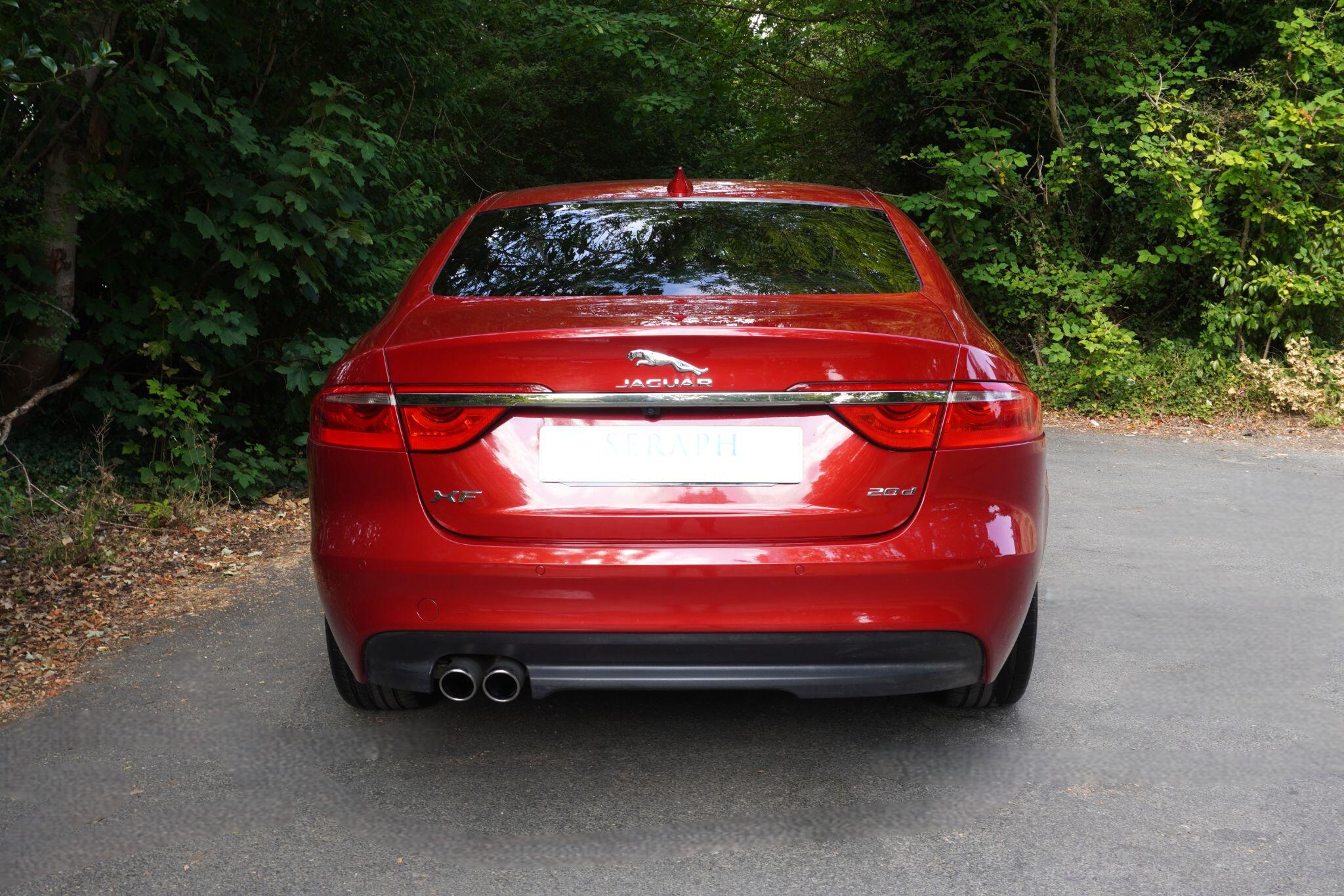 Jaguar XF view 7