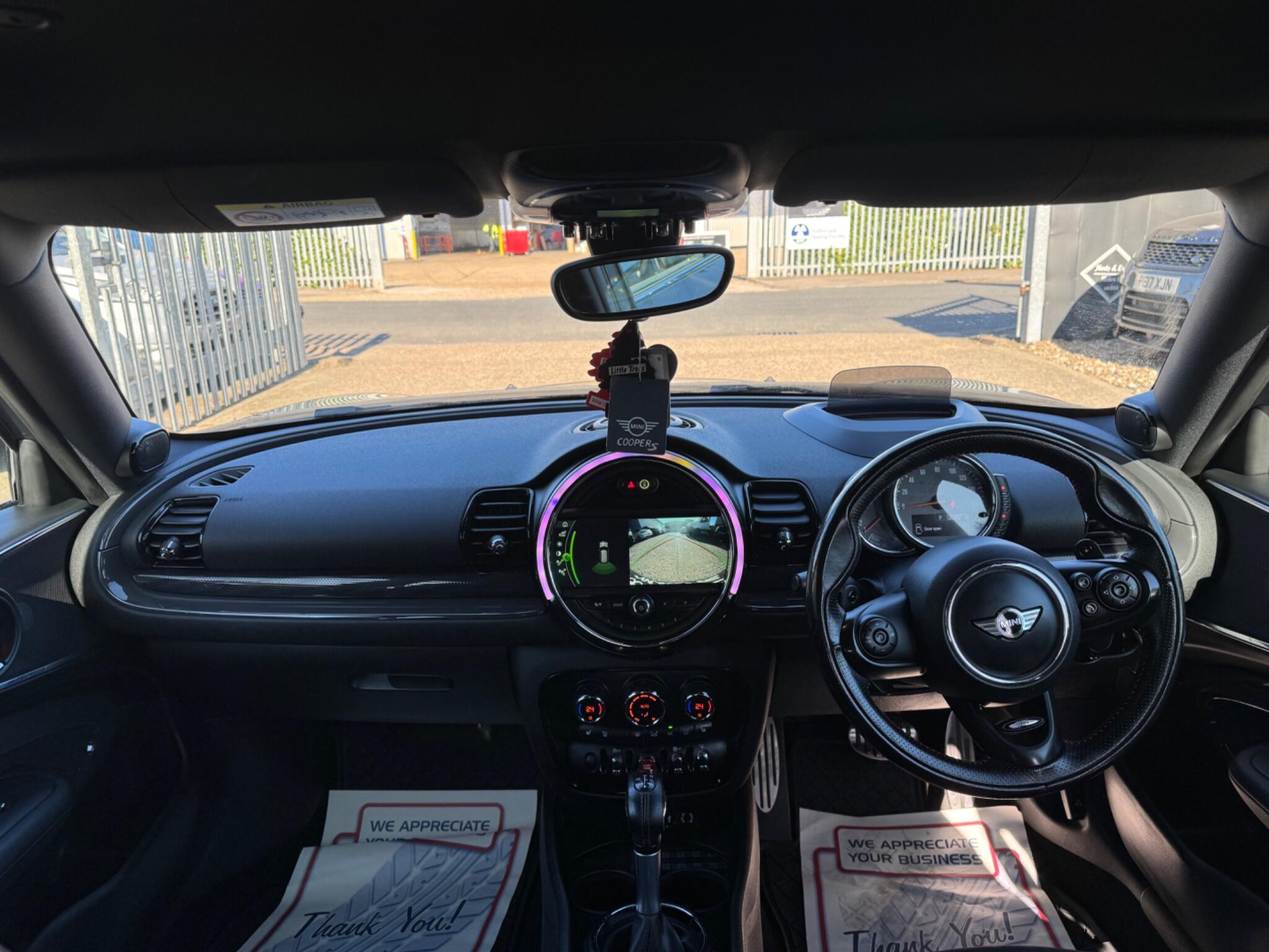 Mini Clubman view 19