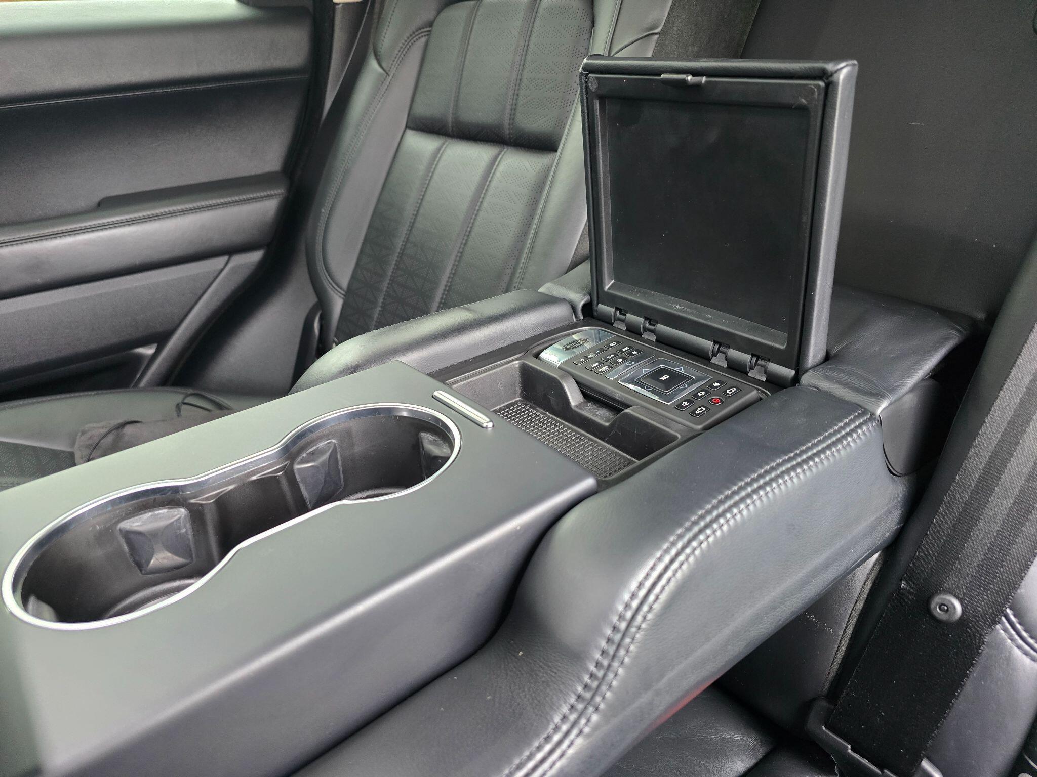 Land Rover Range Rover Sport view 11