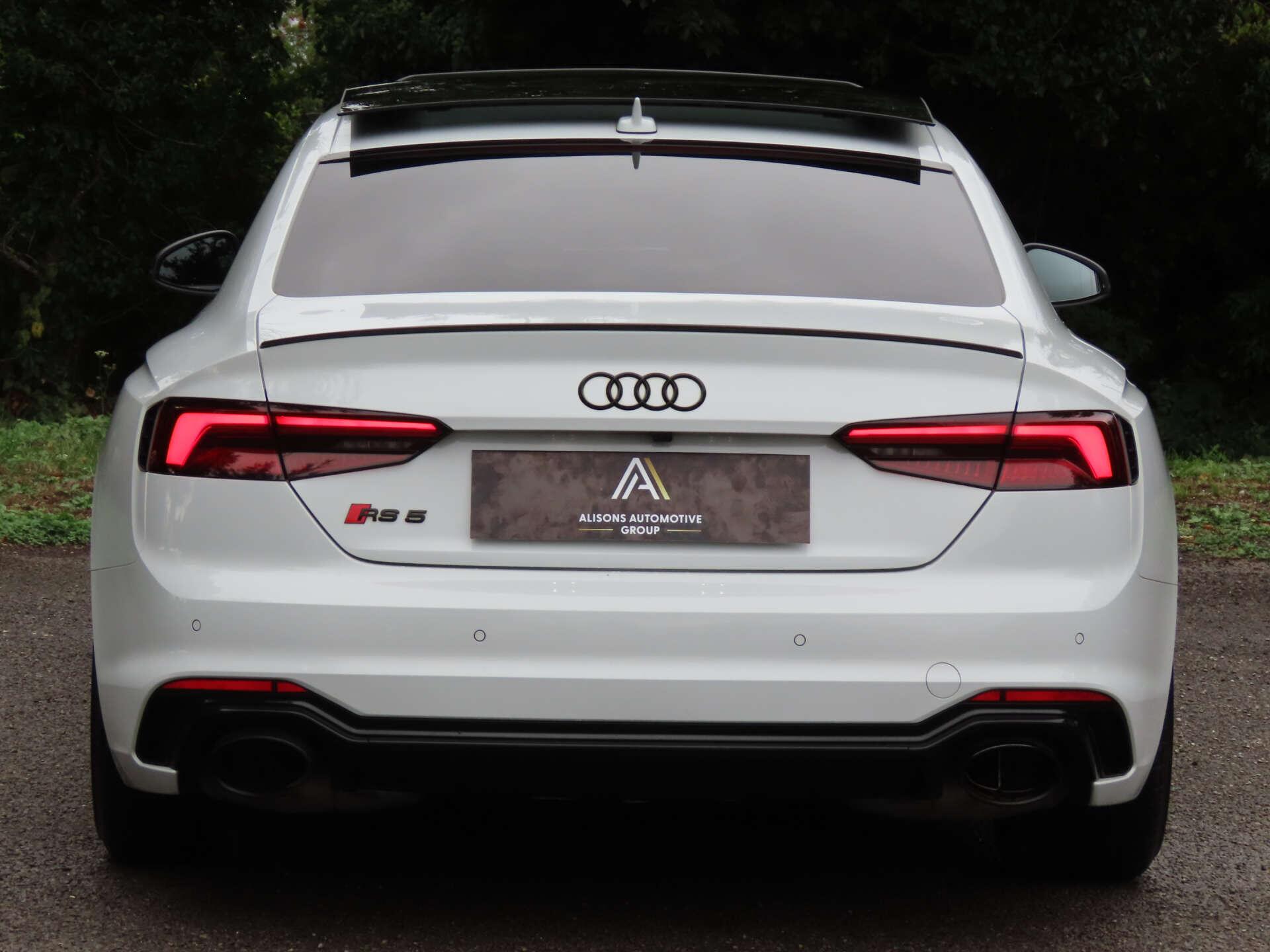 Audi RS5 view 6