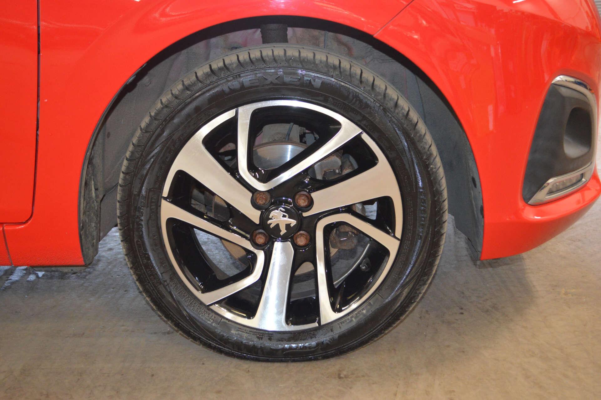 Peugeot 108 view 22