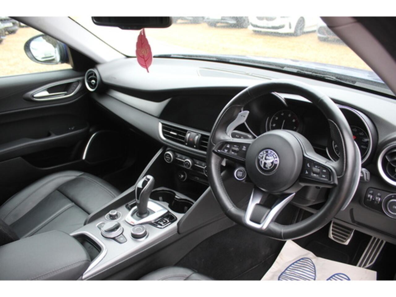 Alfa Romeo Giulia view 13