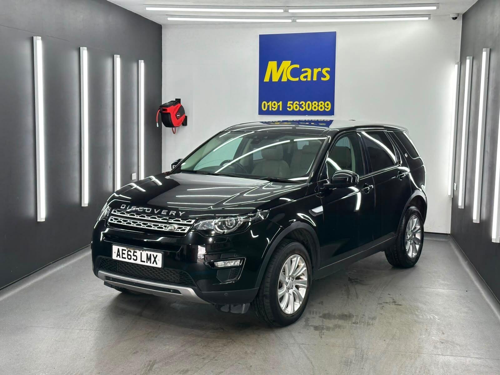 Land Rover Discovery Sport view 4