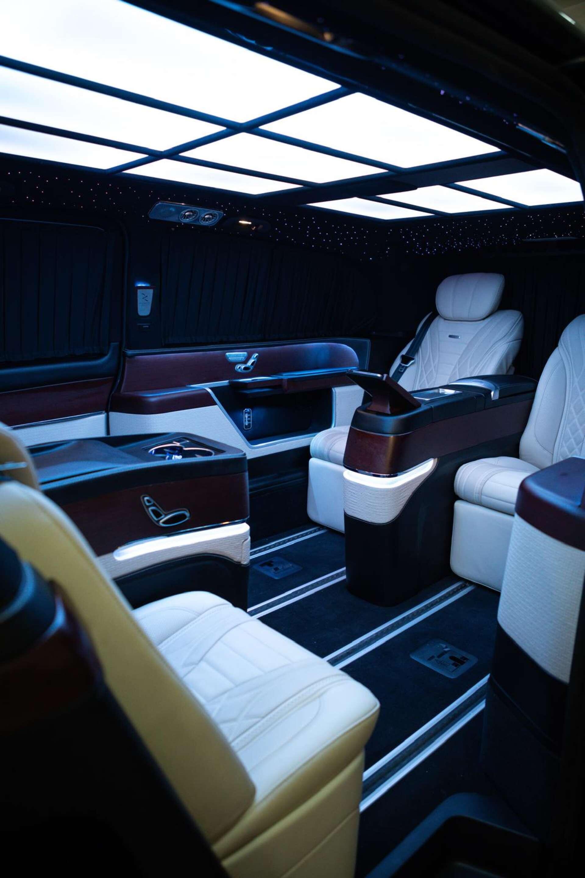 Mercedes-Benz V Class view 19