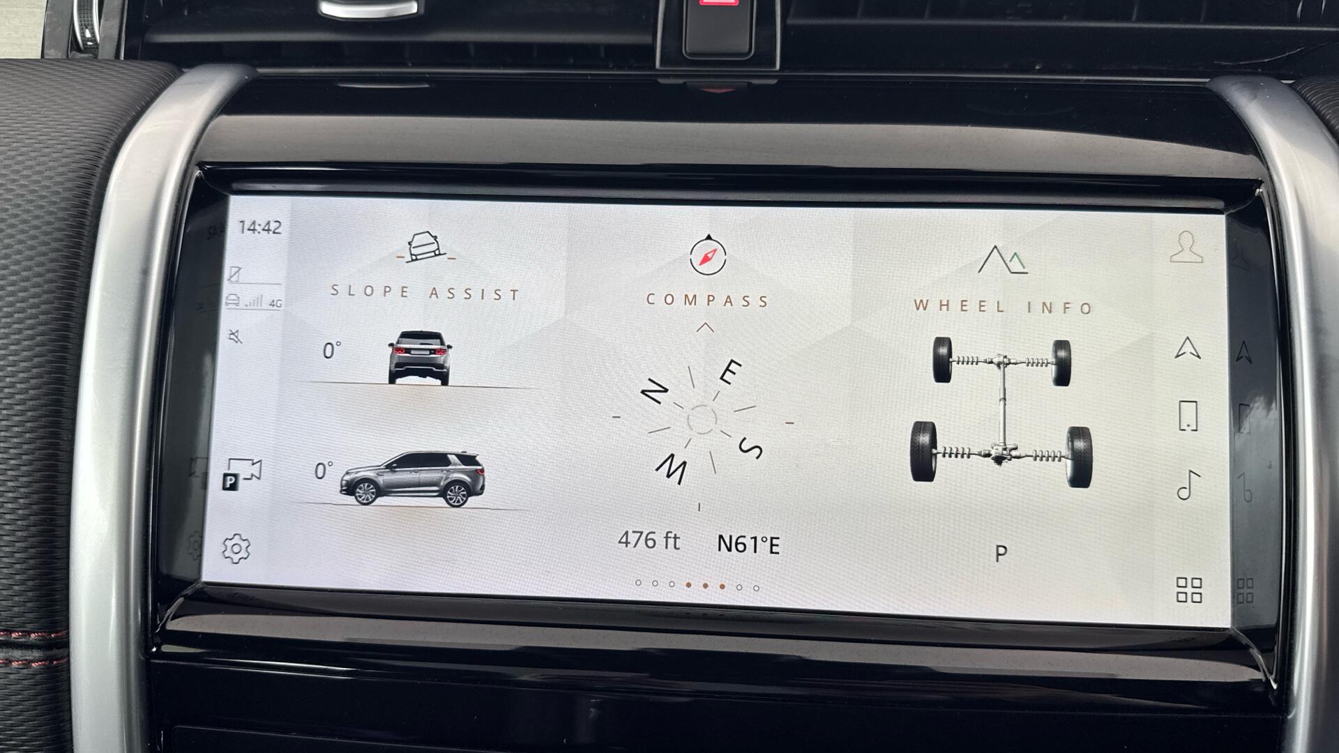 Land Rover Discovery Sport view 16