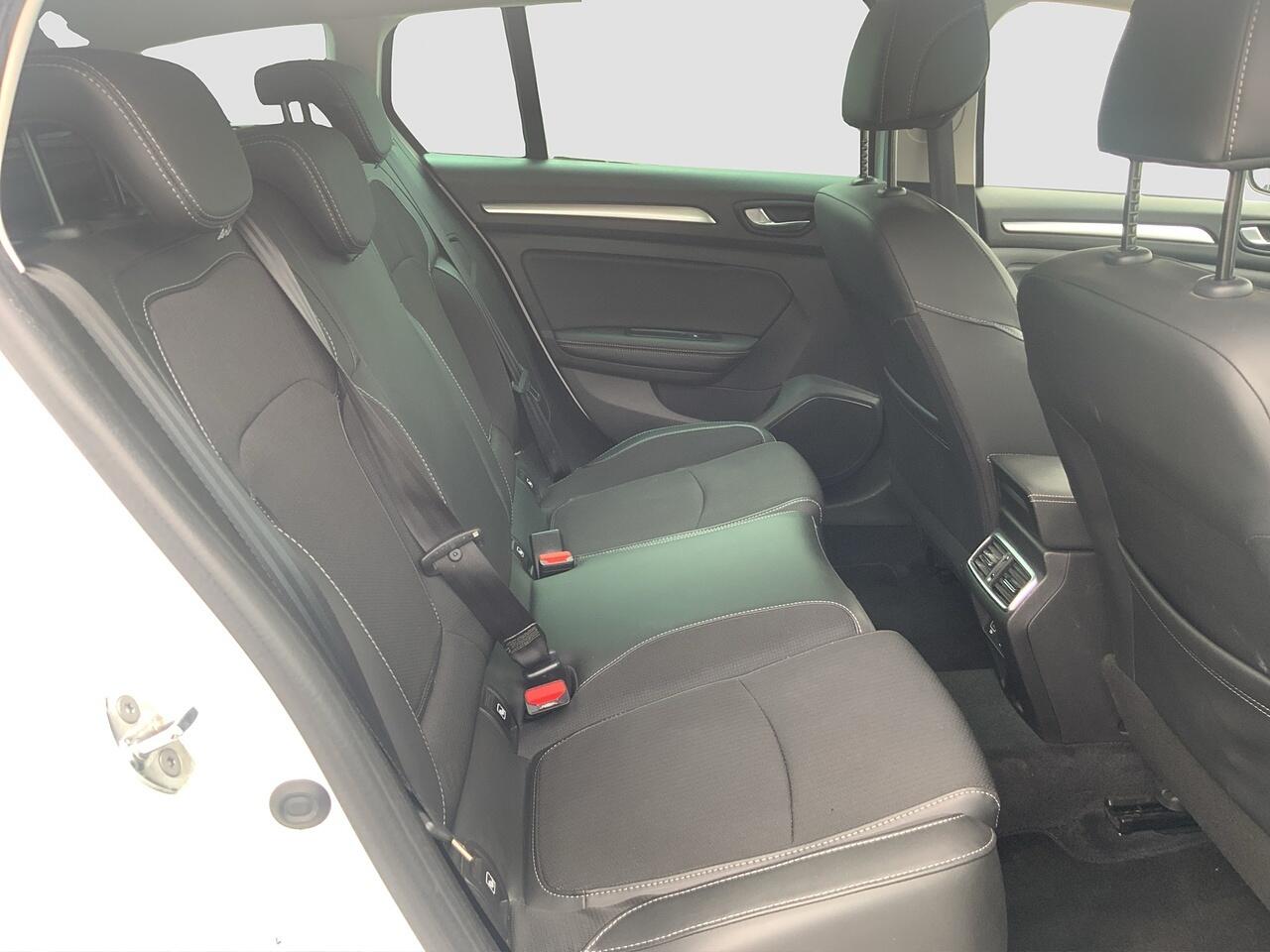 Renault Megane view 17