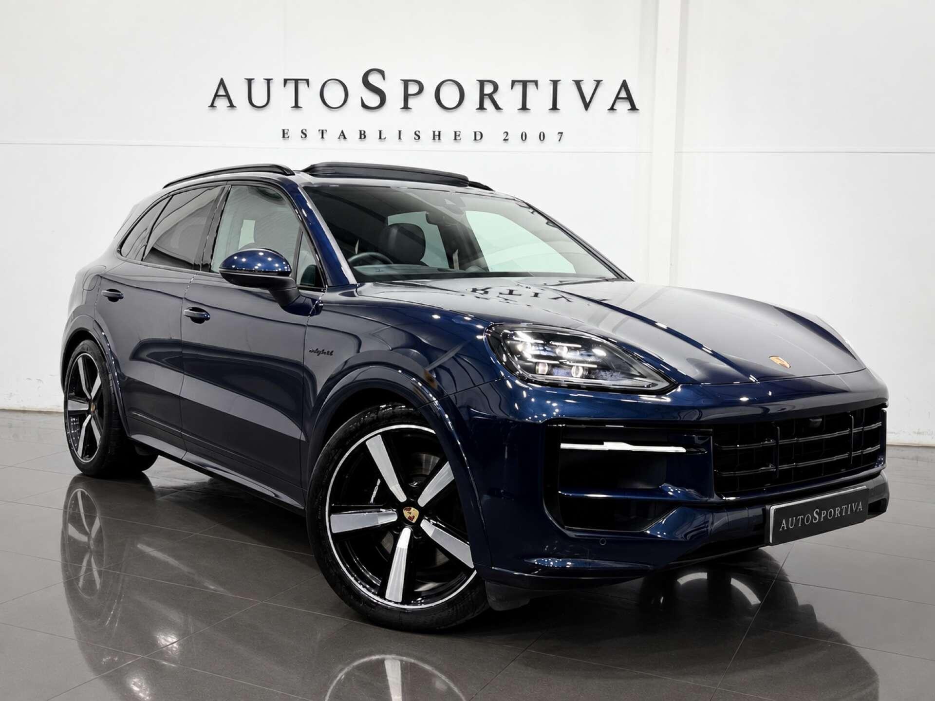 2024 Porsche Cayenne in Blue for sale