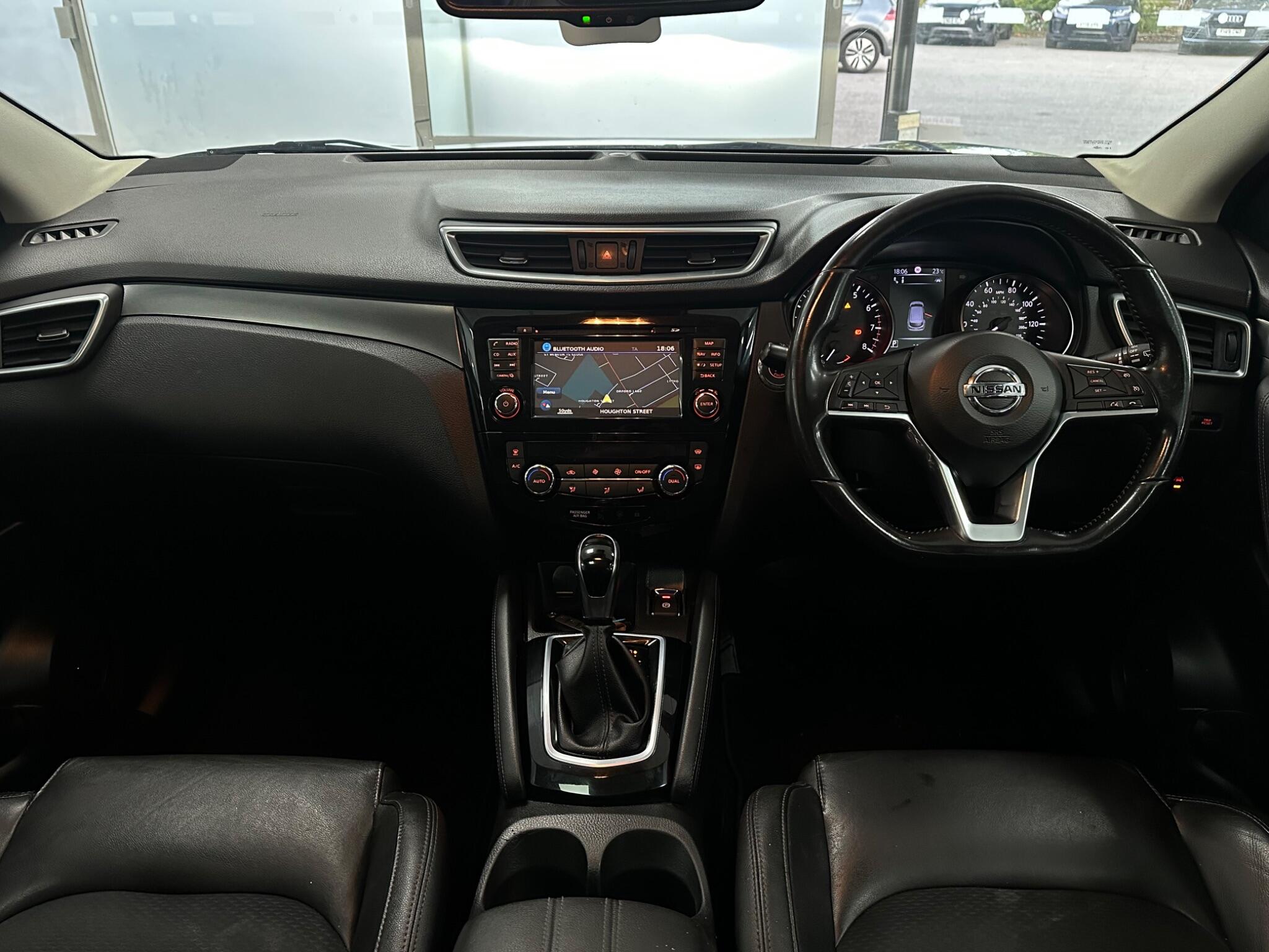Nissan Qashqai view 16