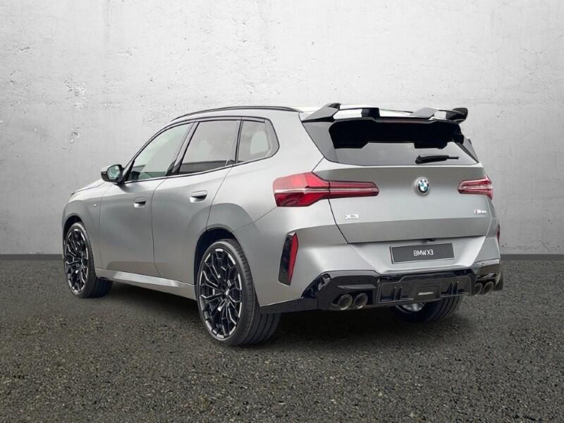 BMW X3 view 2