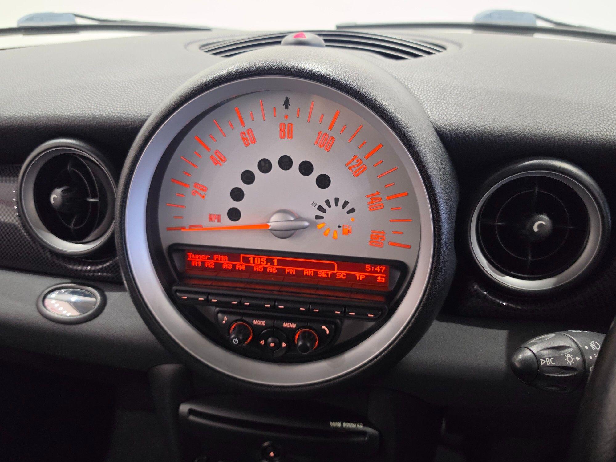 Mini Clubman view 29