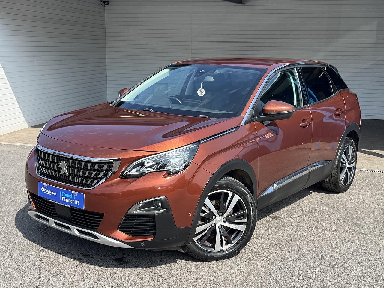 Peugeot 3008 view 3