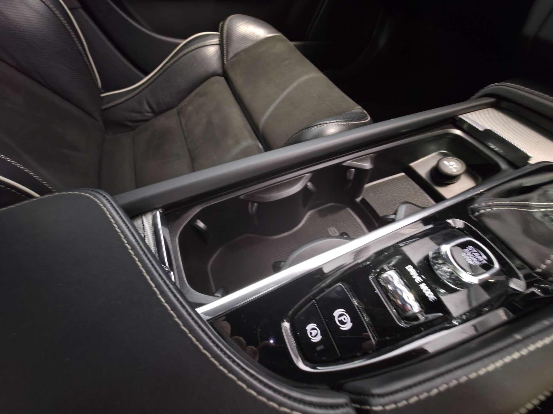 Volvo S90 view 48