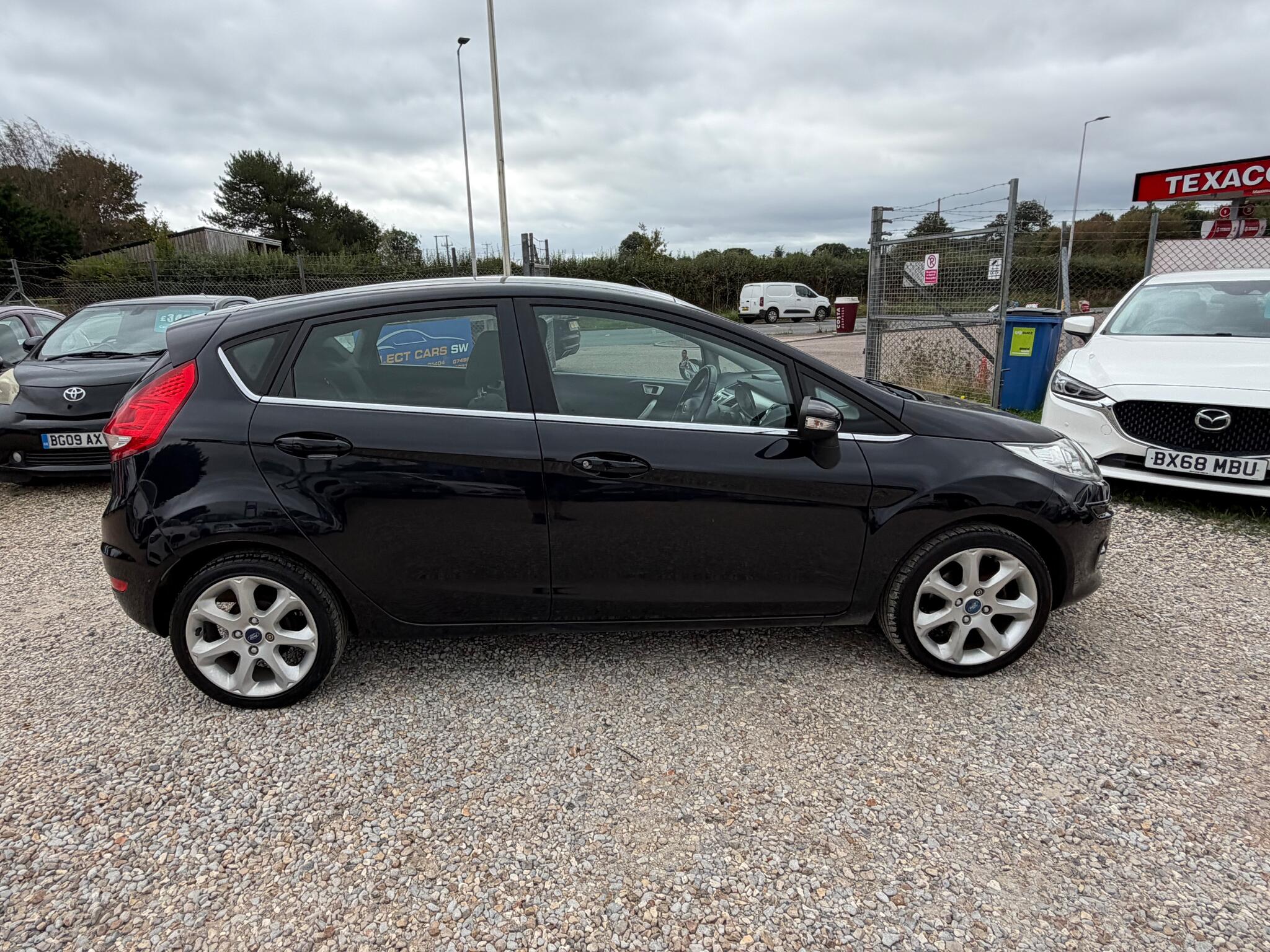 Ford Fiesta view 10