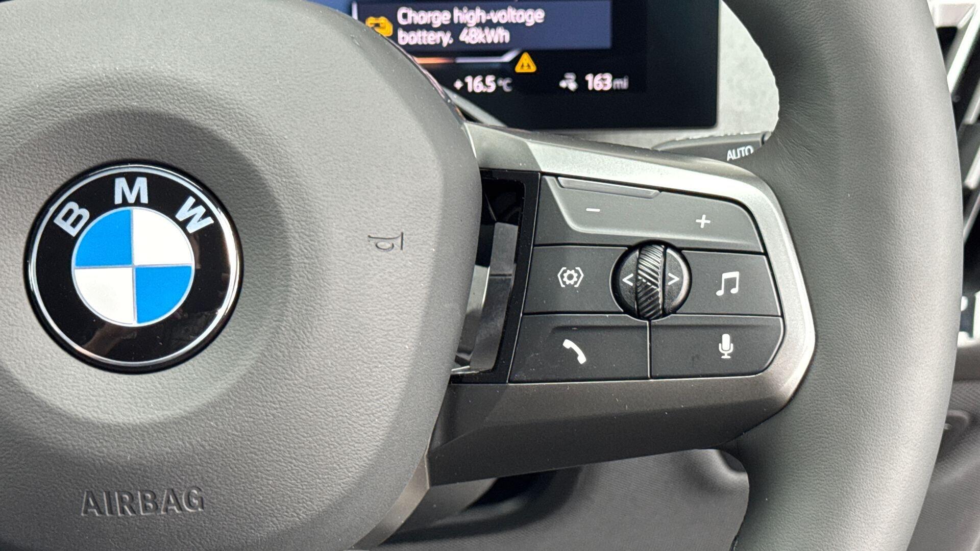 BMW iX view 19