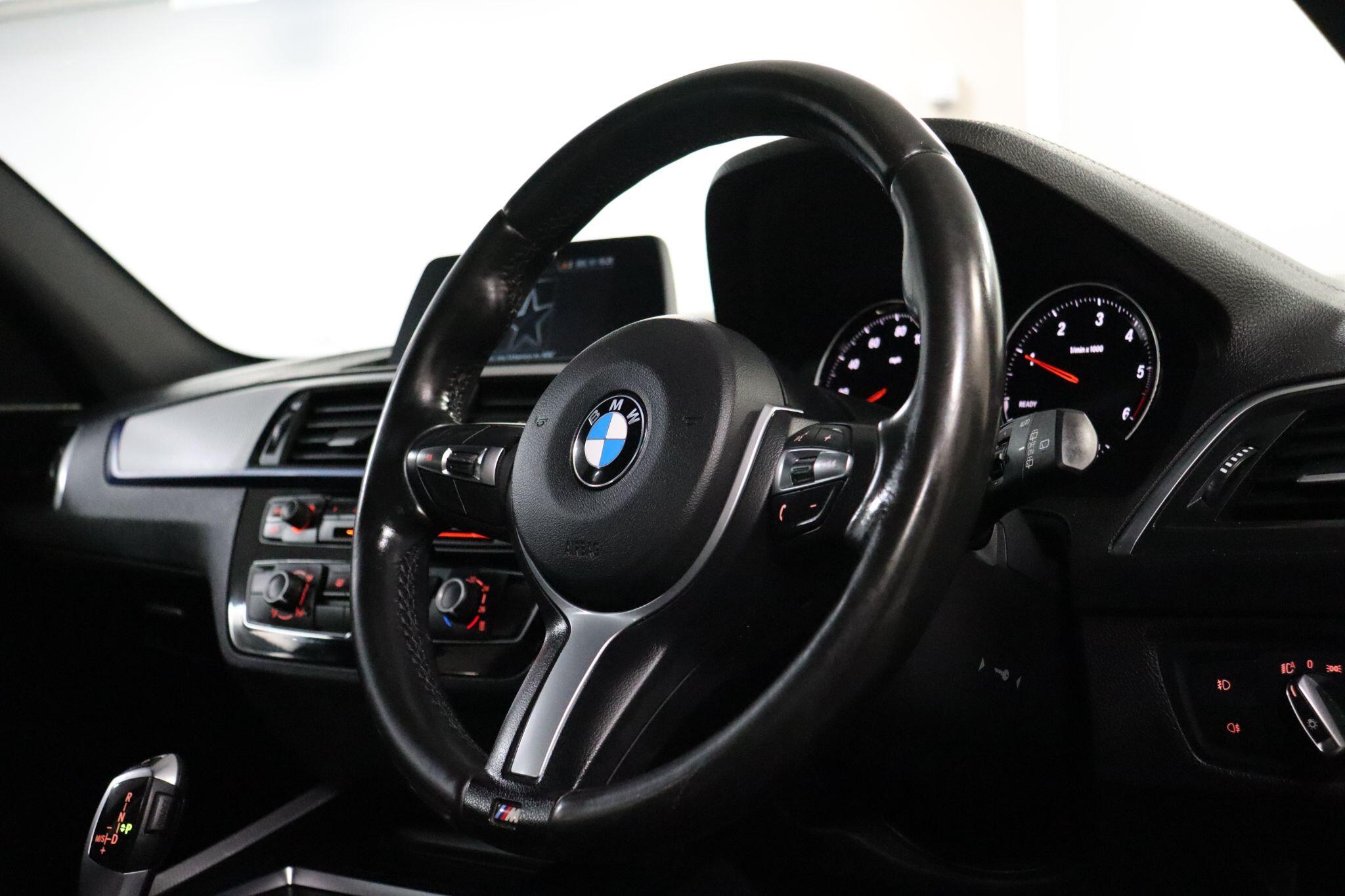 BMW 1 Series view 12