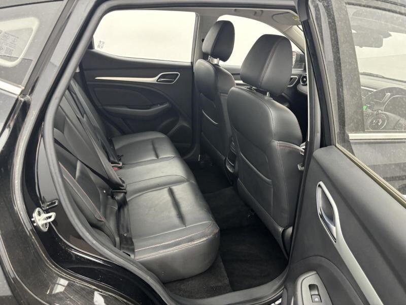 MG MG ZS view 5