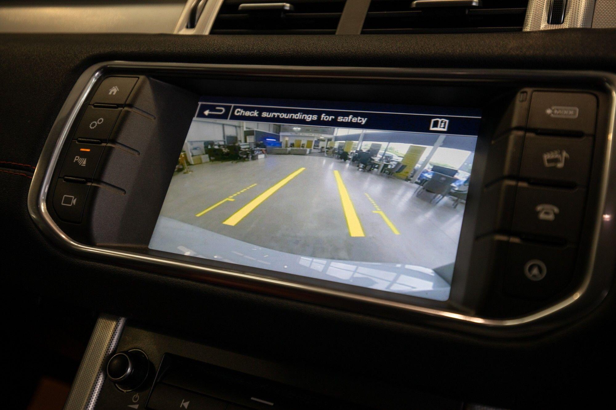 Land Rover Range Rover Evoque view 29