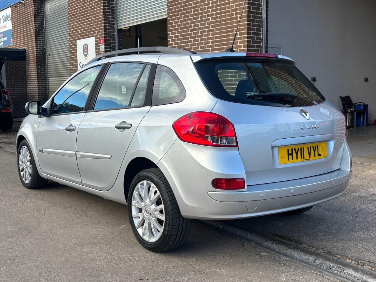 Renault Clio view 5