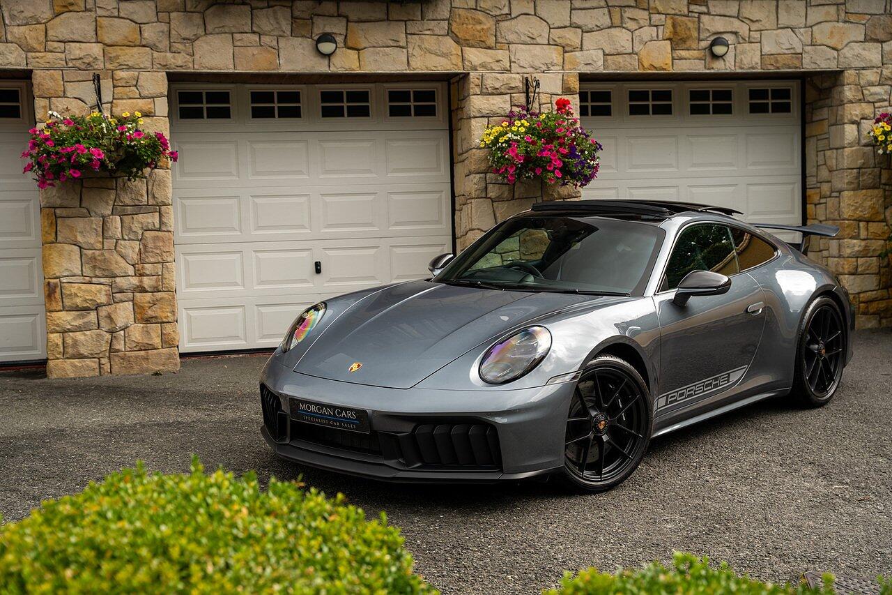 Porsche 911 view 101