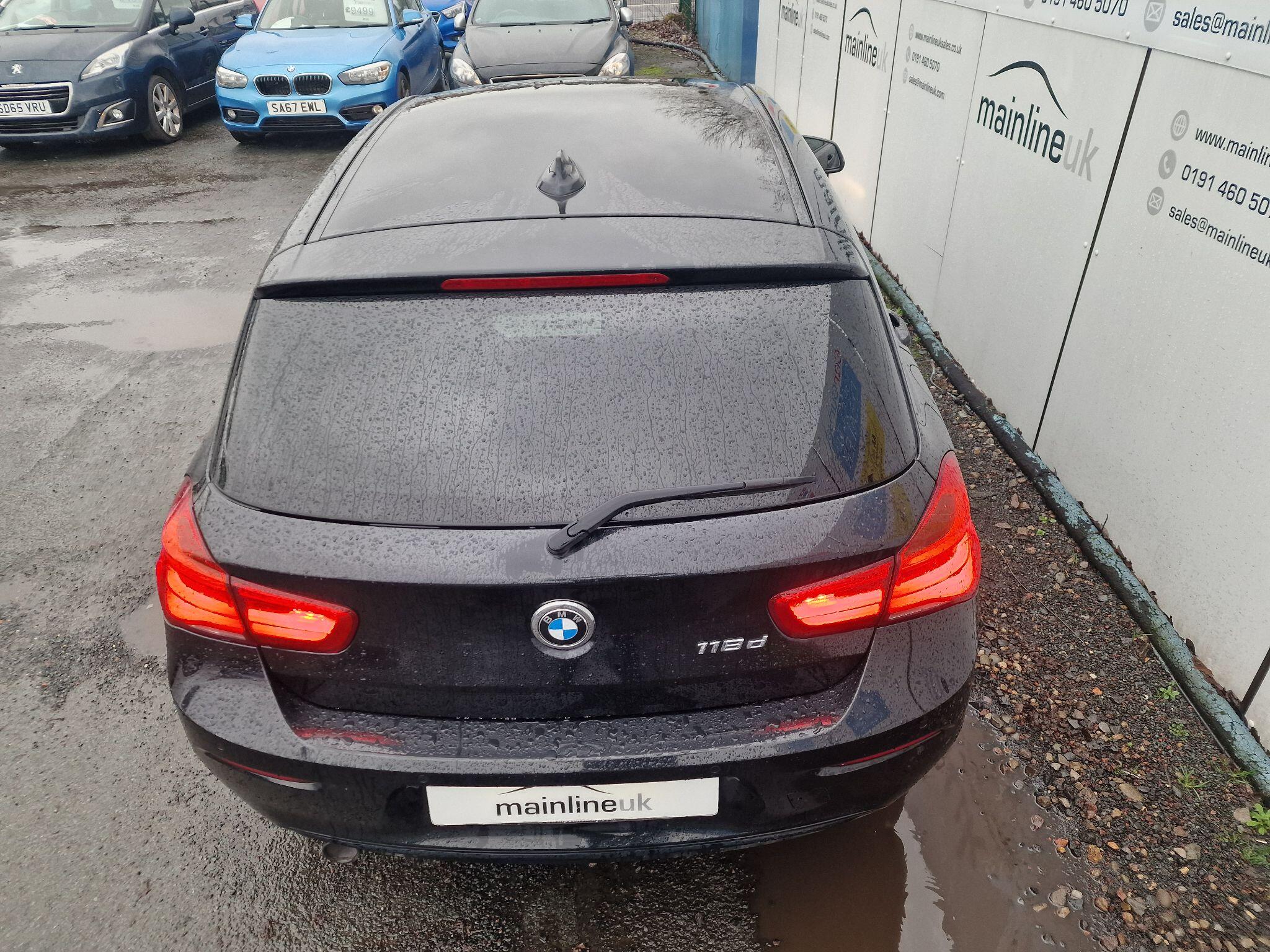 BMW 1 Series view 20