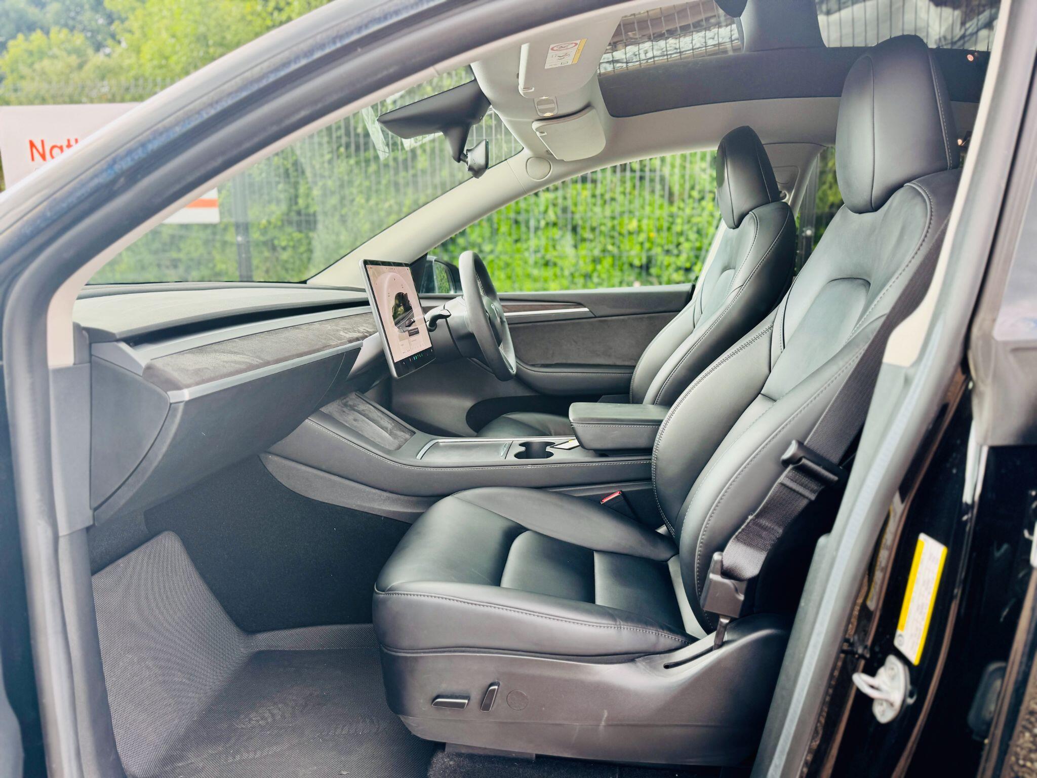 Tesla Model Y view 24
