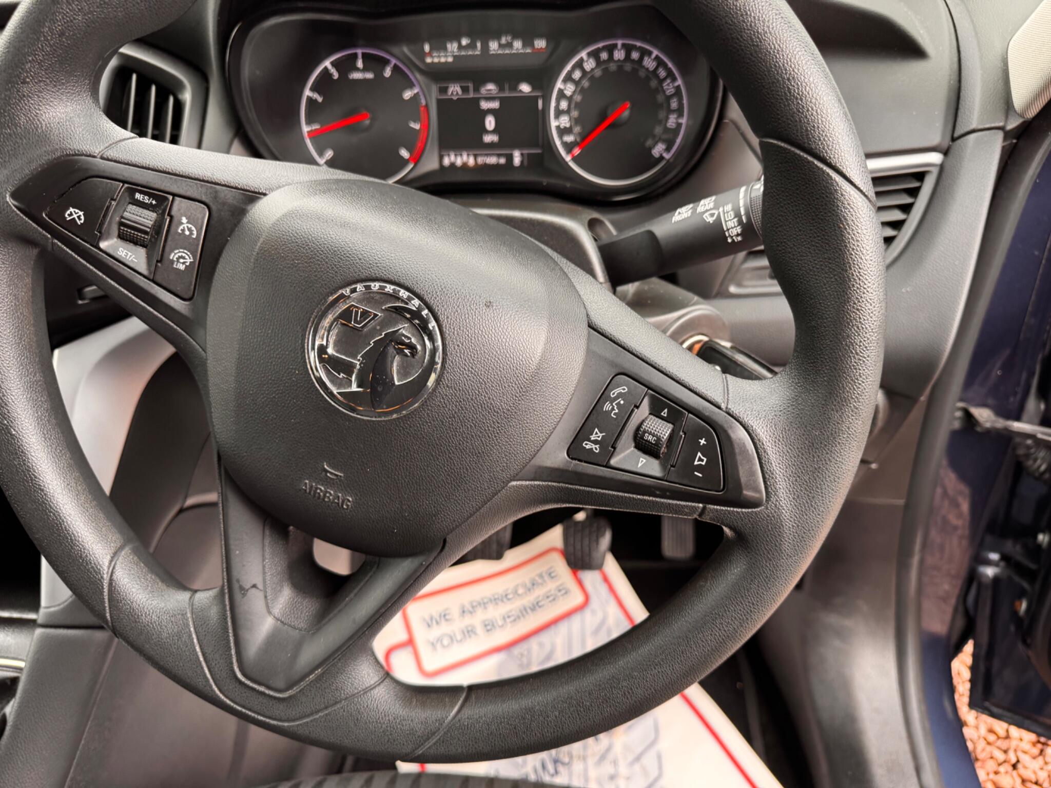 Vauxhall Zafira Tourer view 33