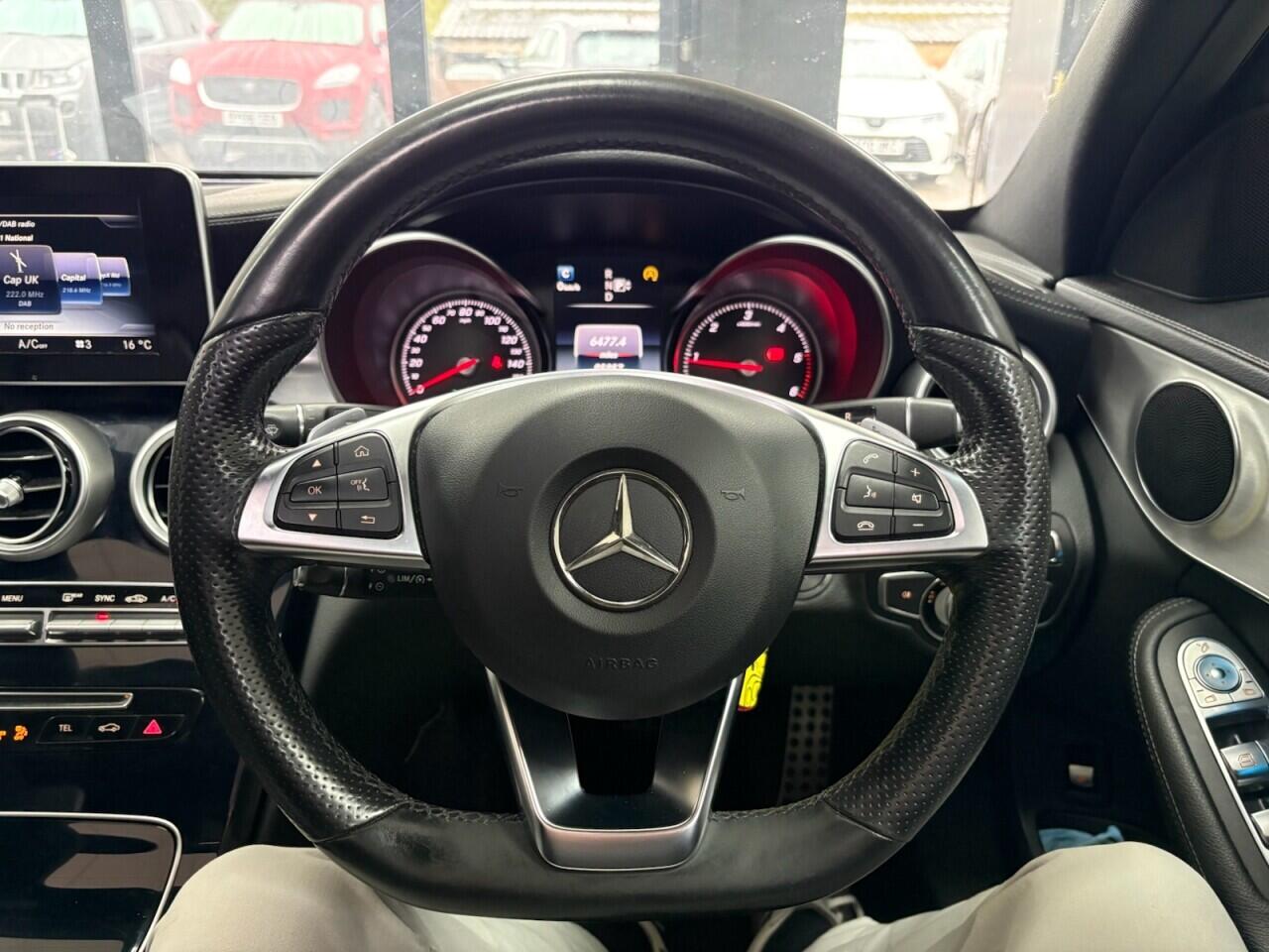 Mercedes-Benz C-Class view 17