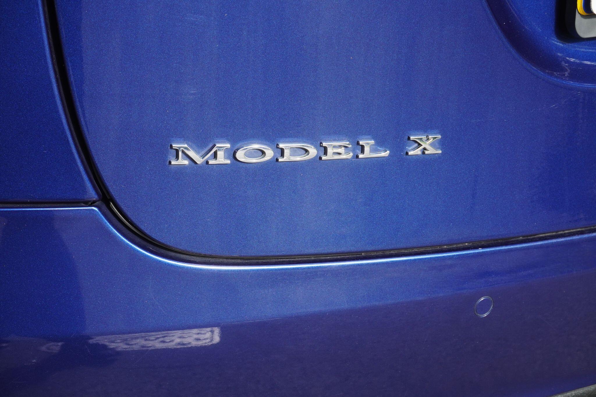 Tesla Model X view 78