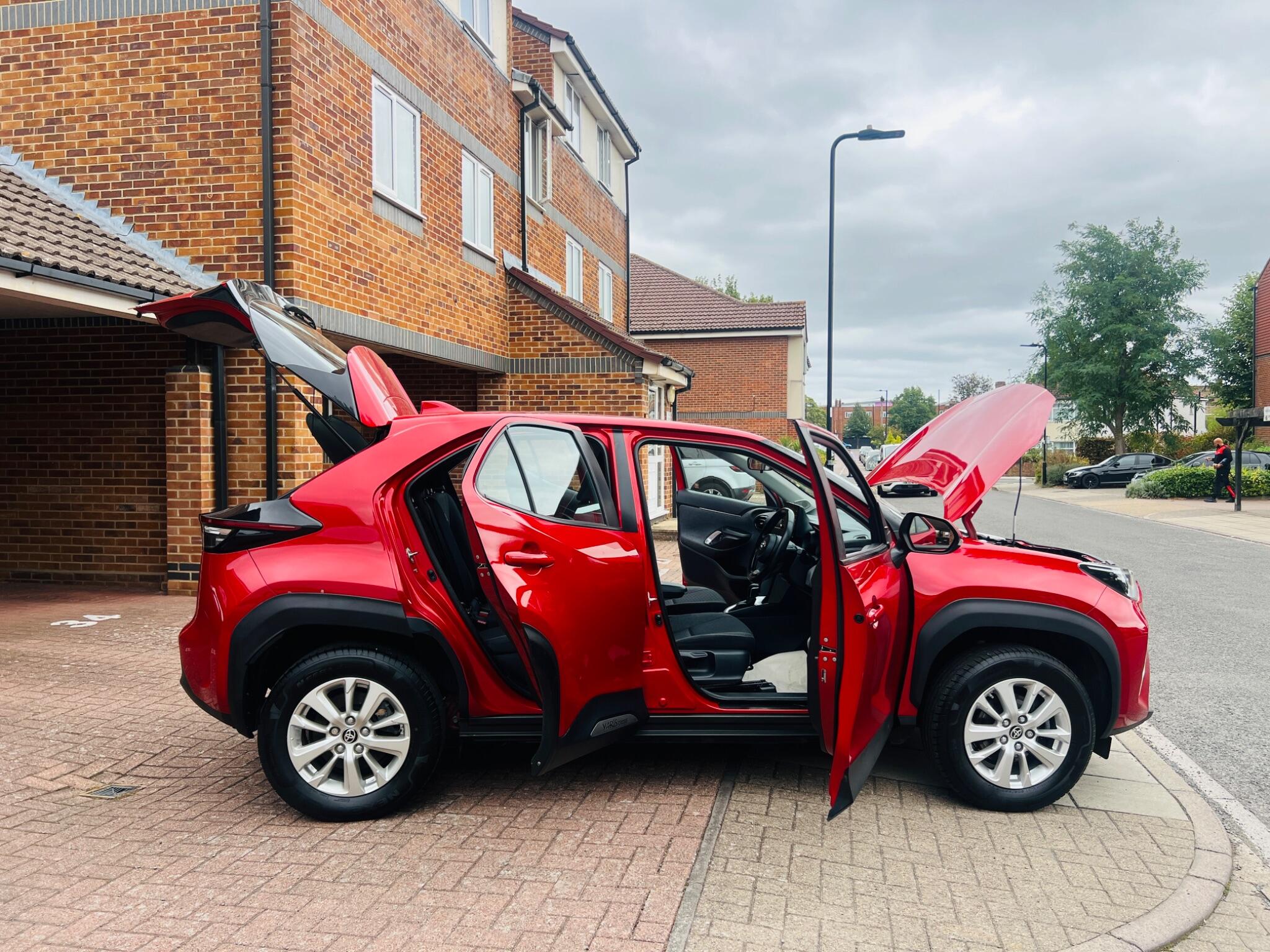 Toyota Yaris Cross view 26