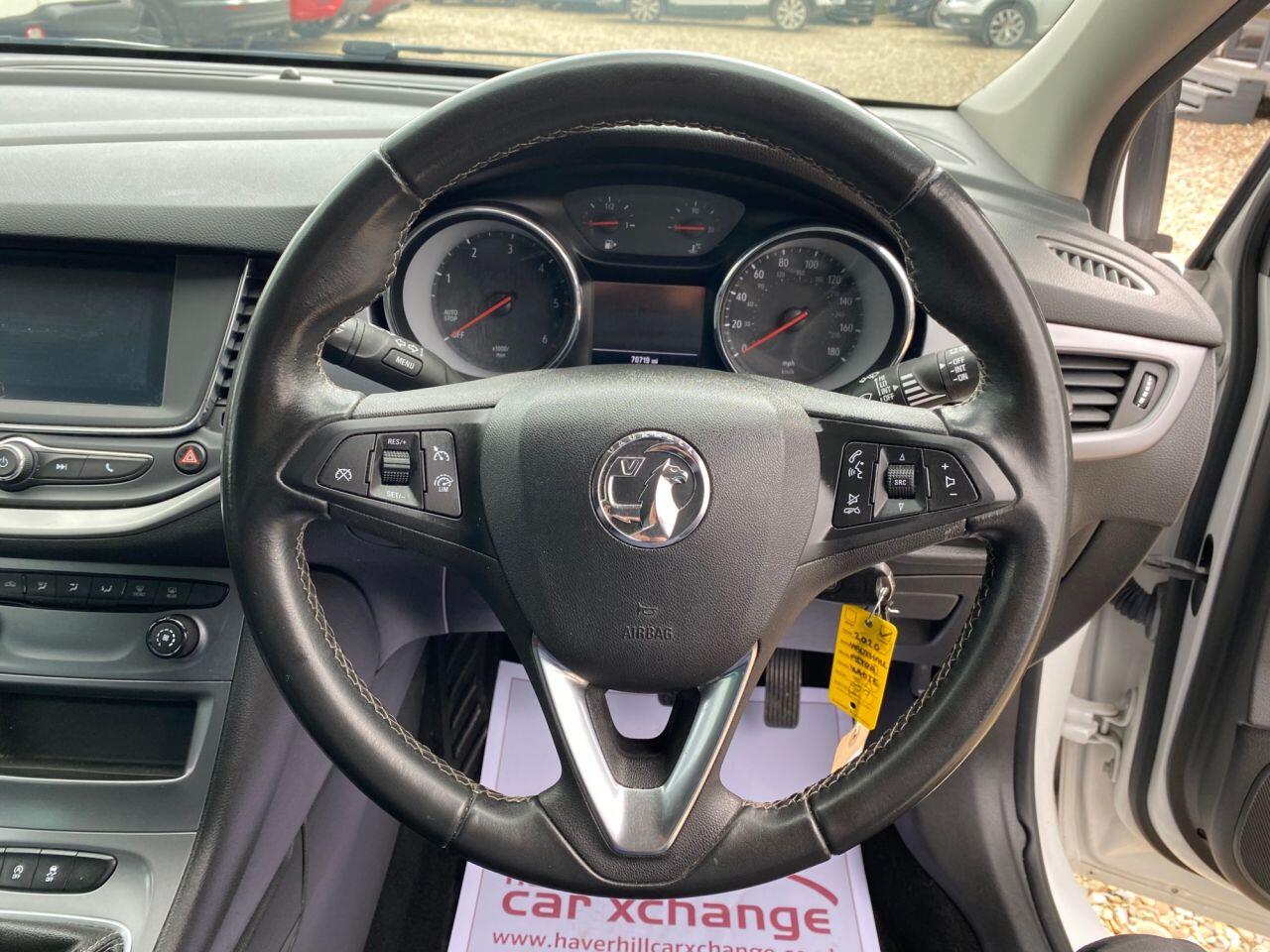 Vauxhall Astra view 17