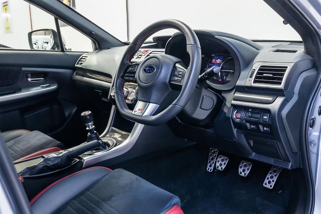 Subaru WRX Sti view 8
