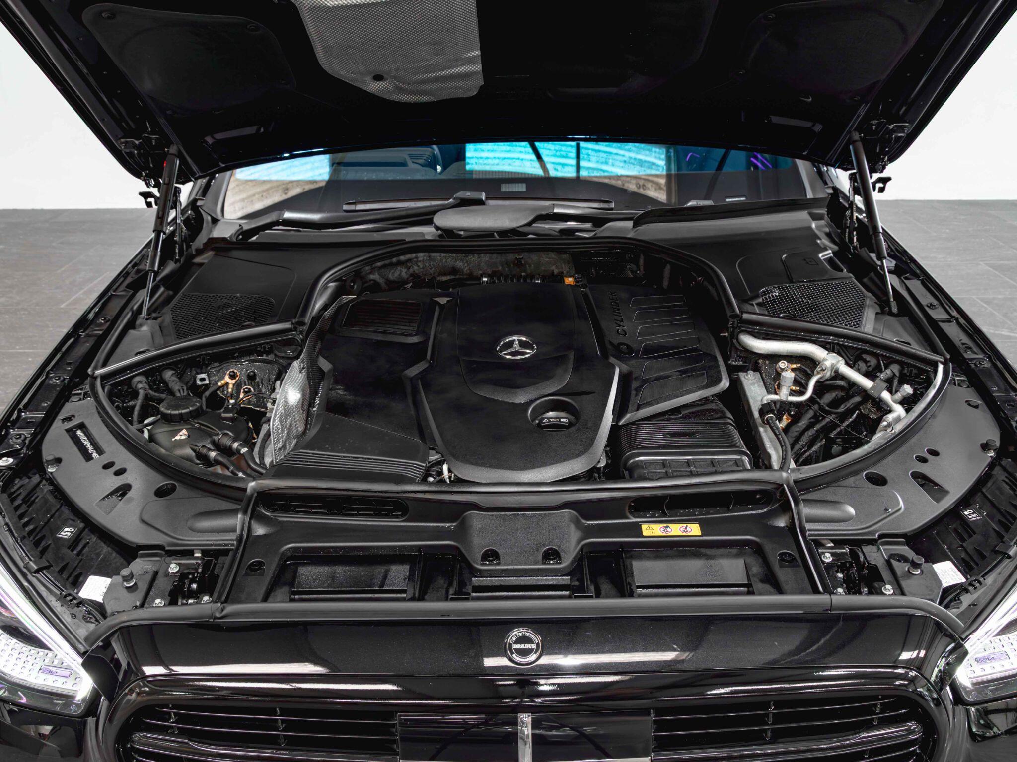Mercedes-Benz S Class view 19