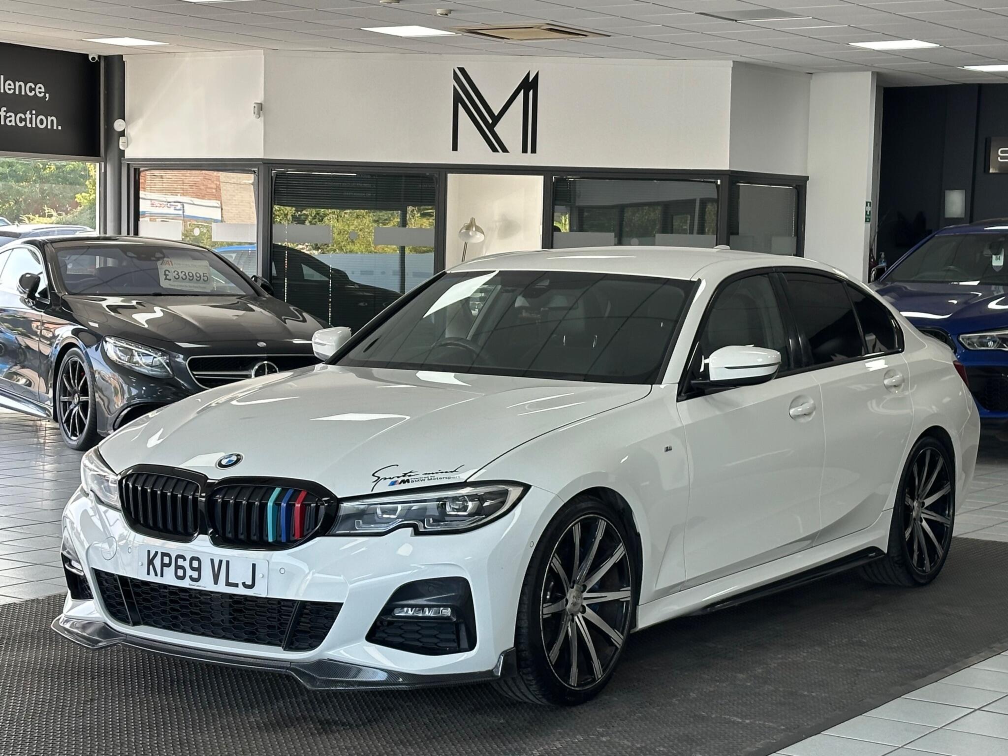 BMW 3 Series view 6