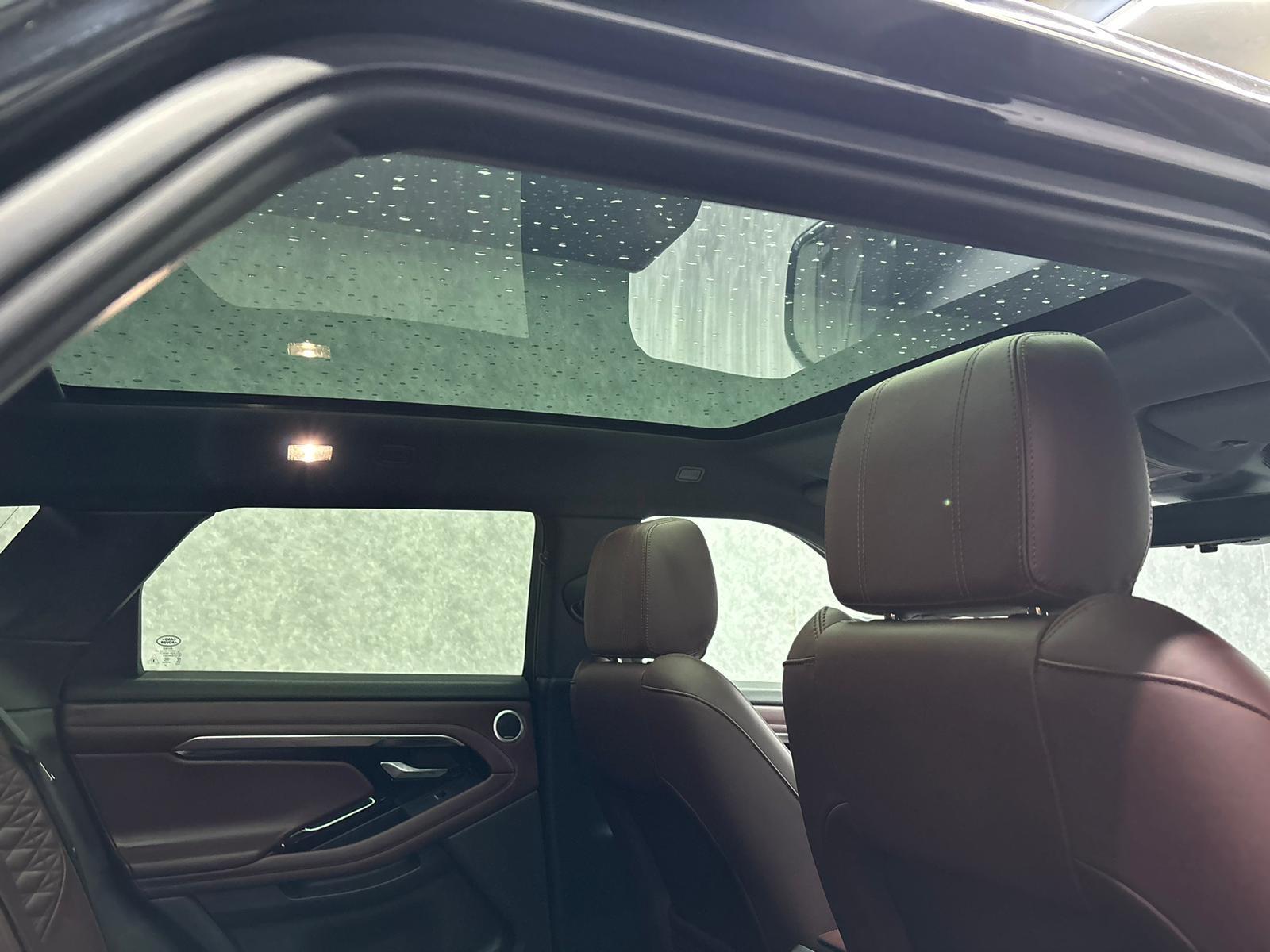 Land Rover Range Rover Evoque view 28