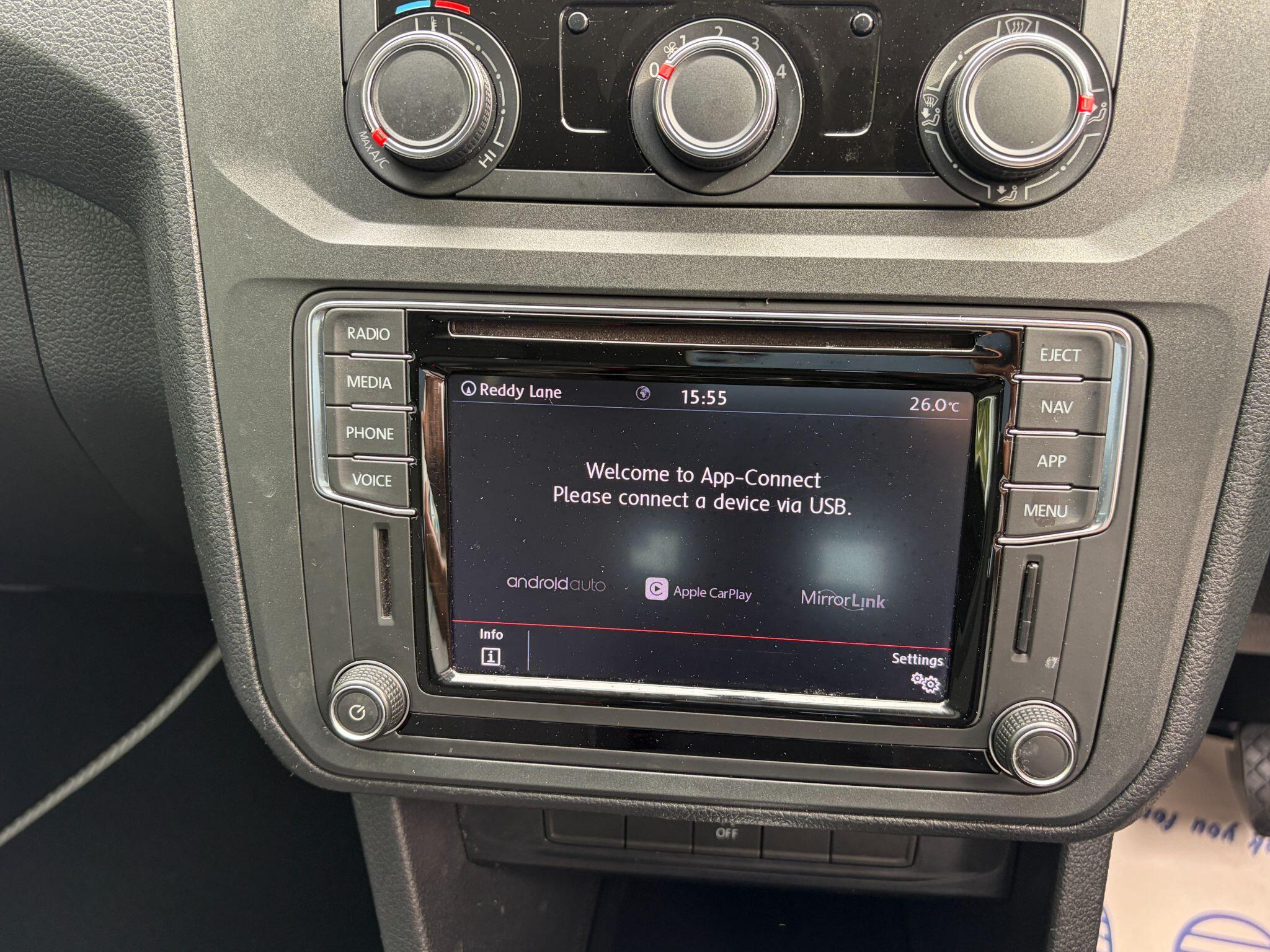 Volkswagen Caddy Maxi Life view 19