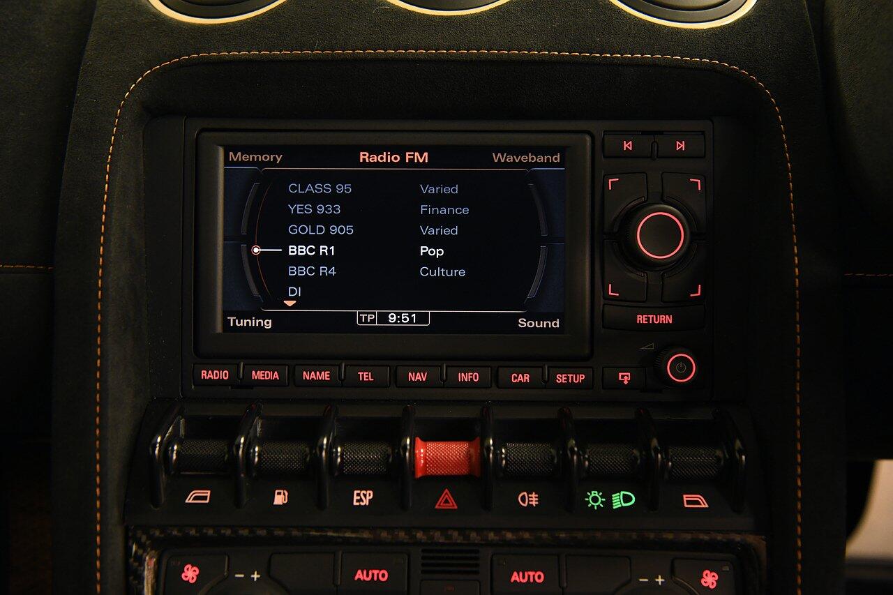 Lamborghini Gallardo view 18