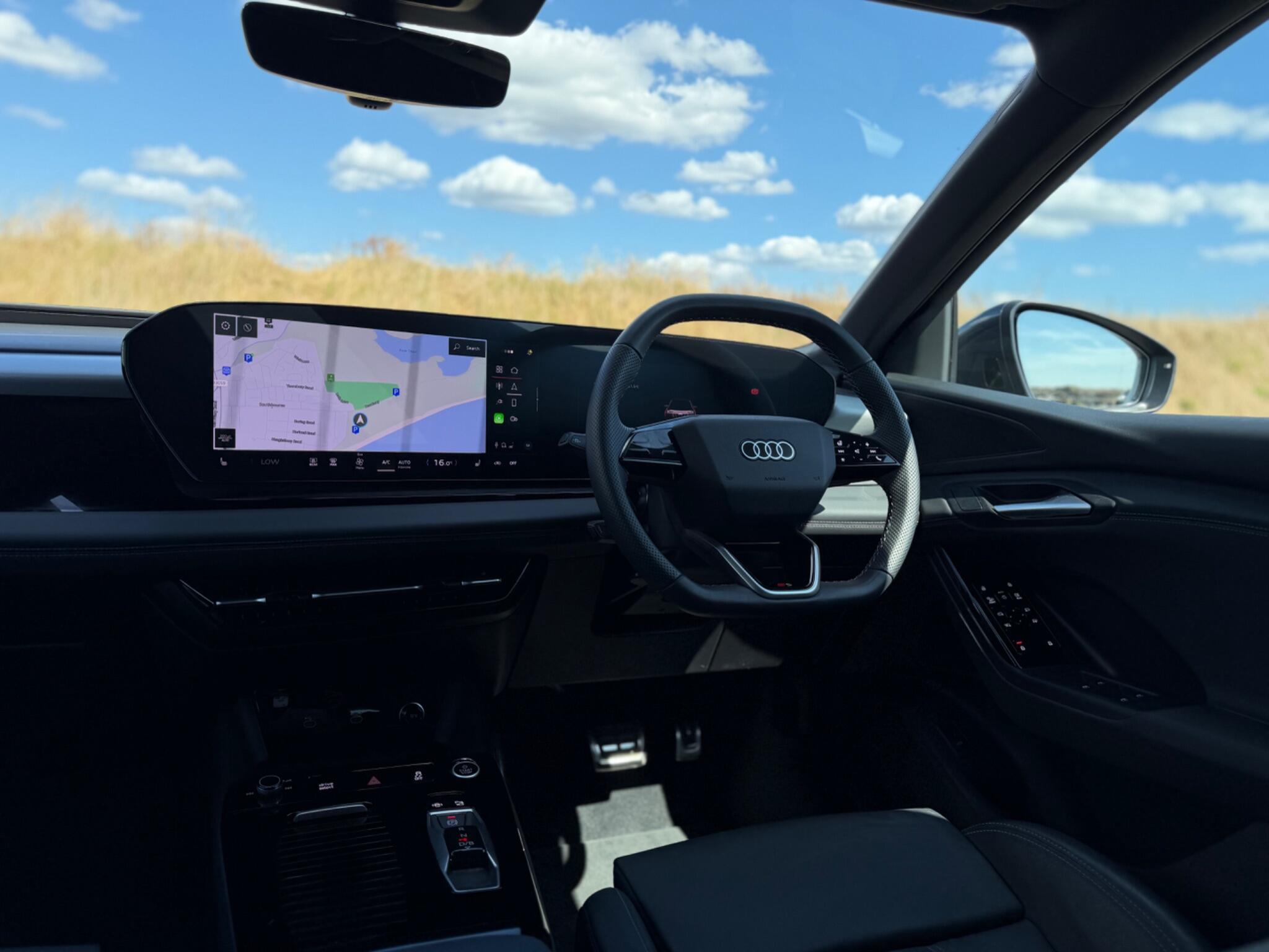 Audi E-Tron view 65